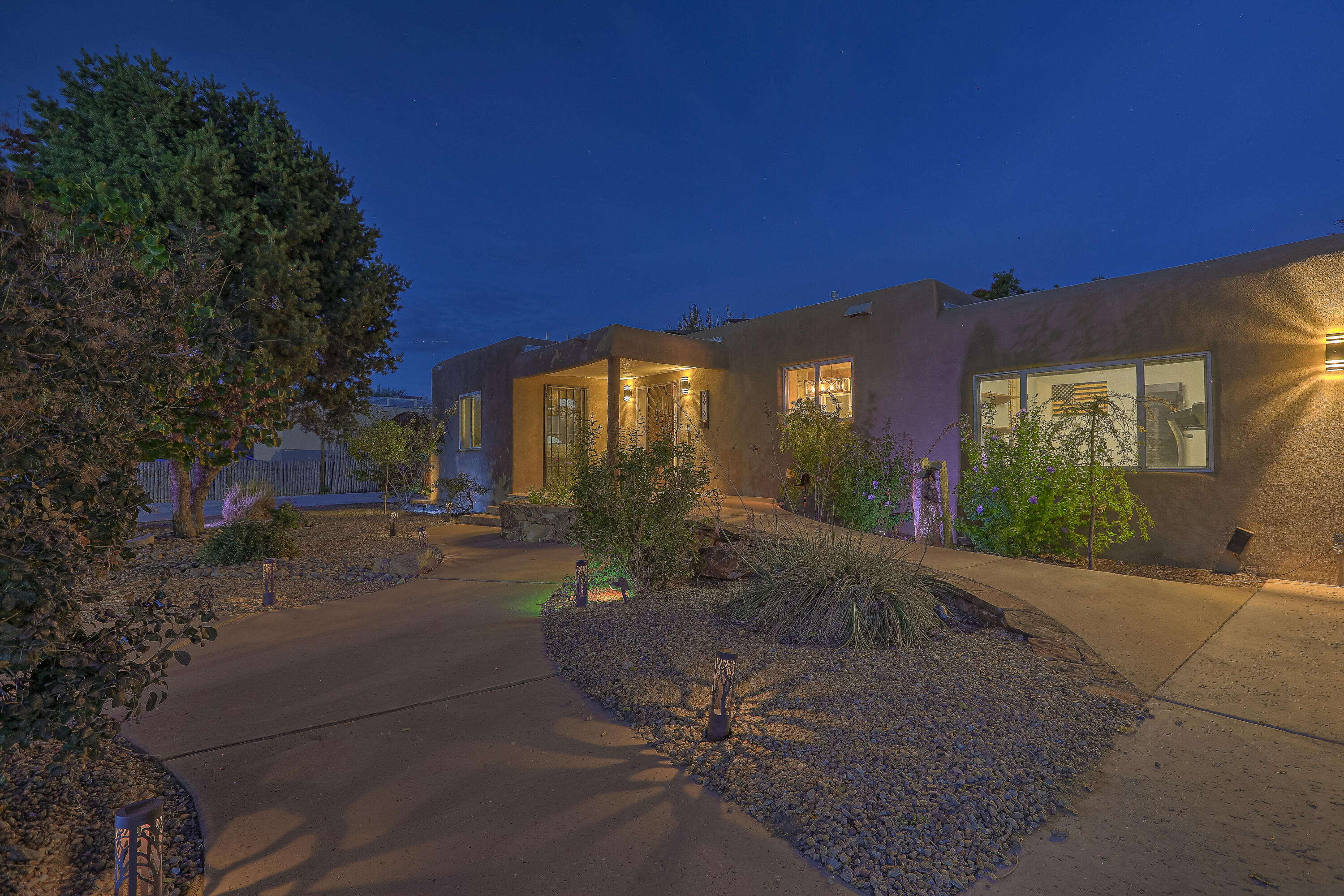 6616 TIERRA Drive NW