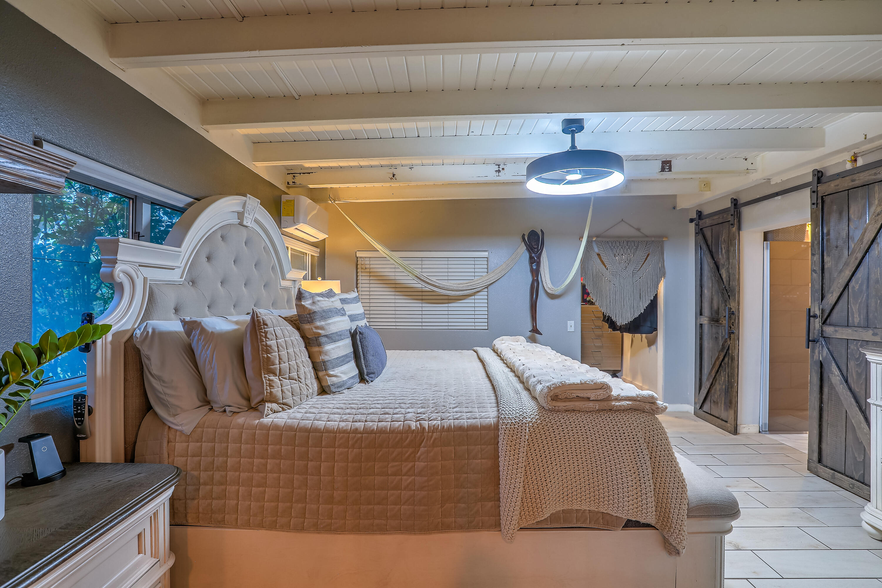 6616 TIERRA Drive NW