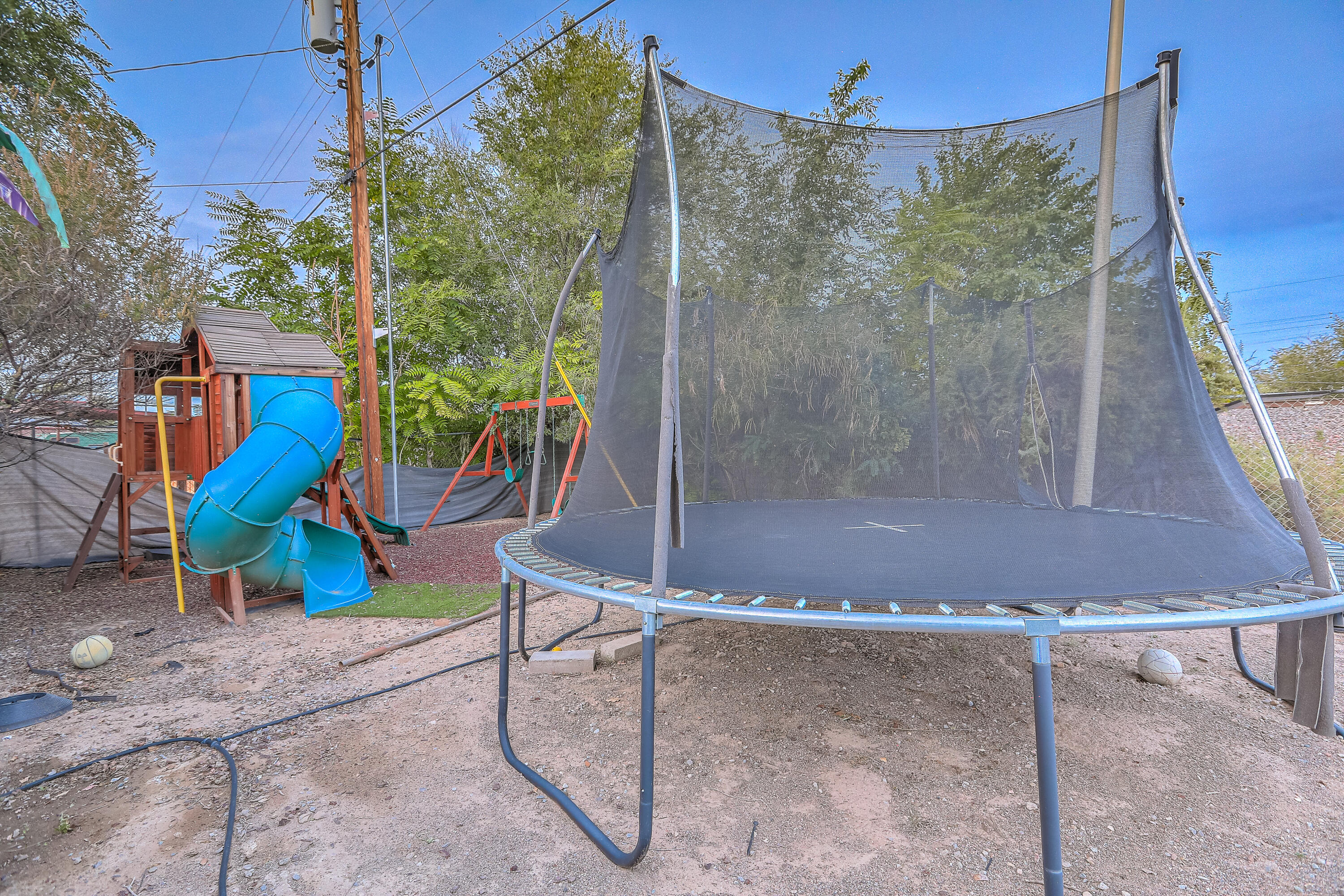 6616 TIERRA Drive NW