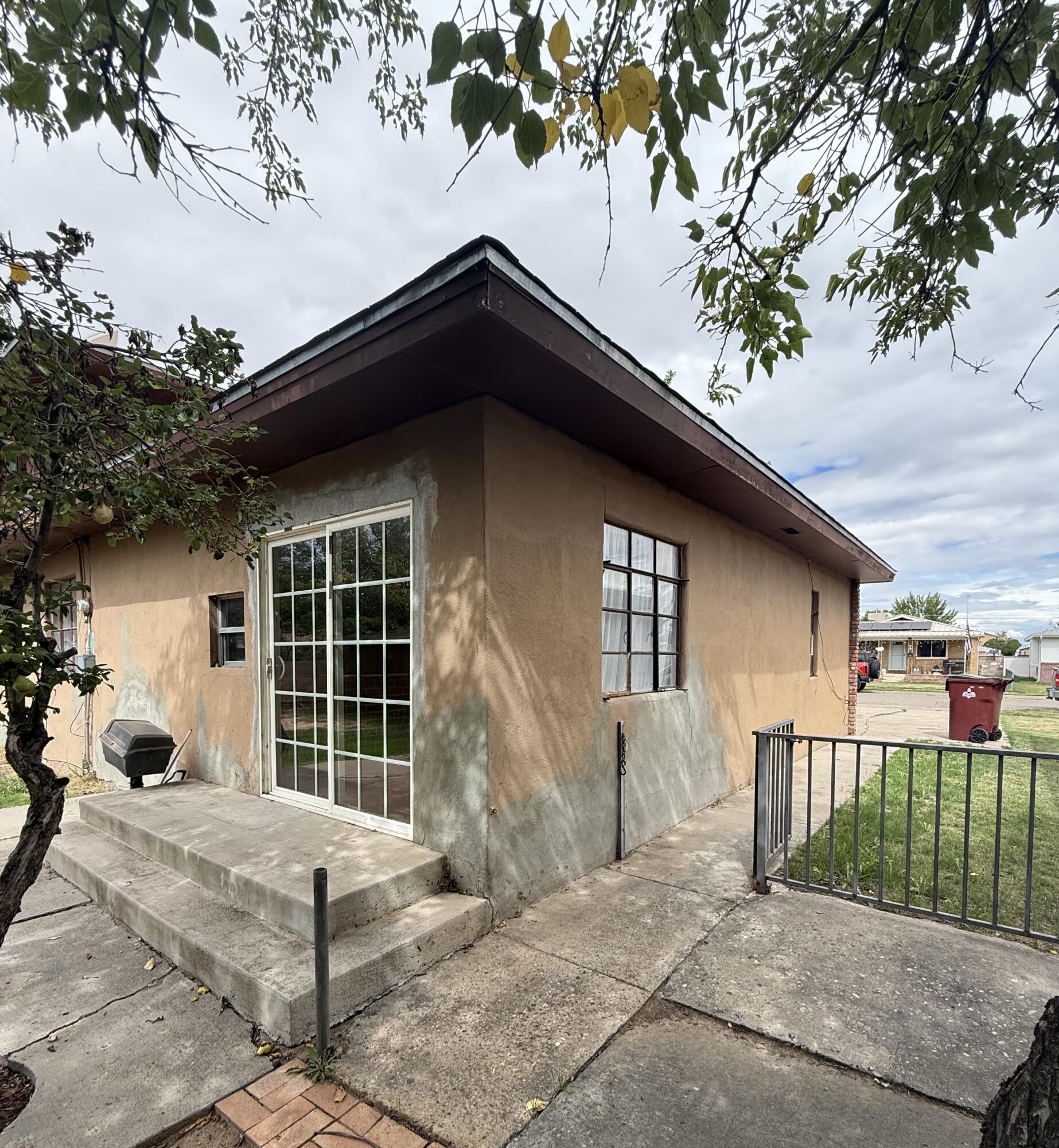 1019 SANTA ANITA Drive