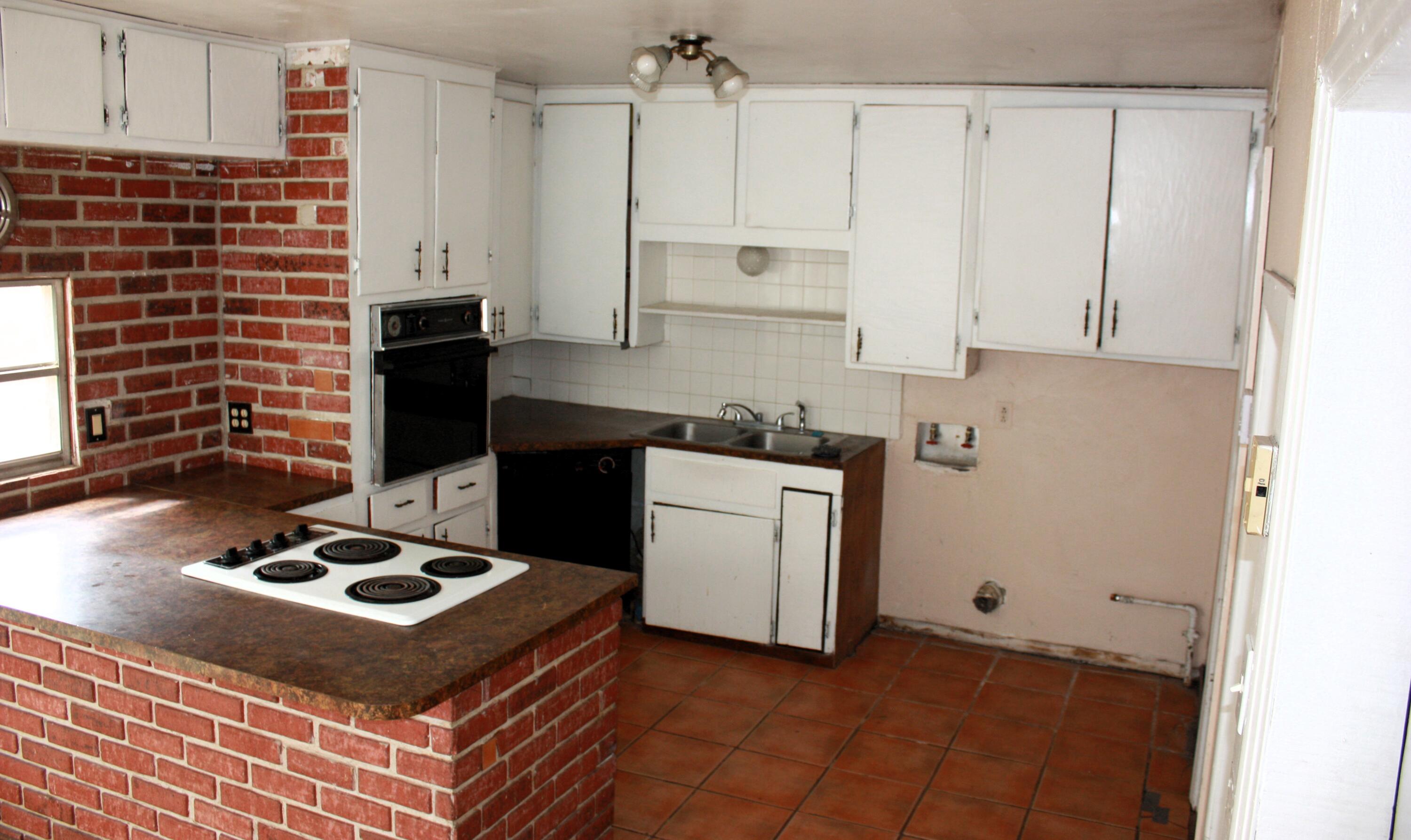 1019 SANTA ANITA Drive