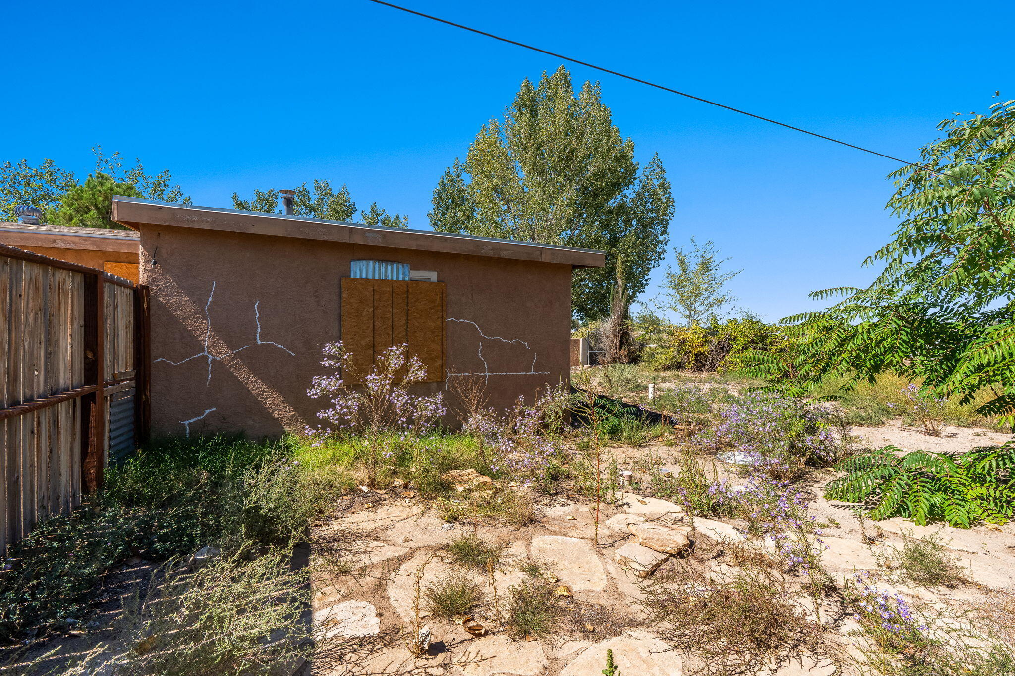 3104 LISA Road SW
