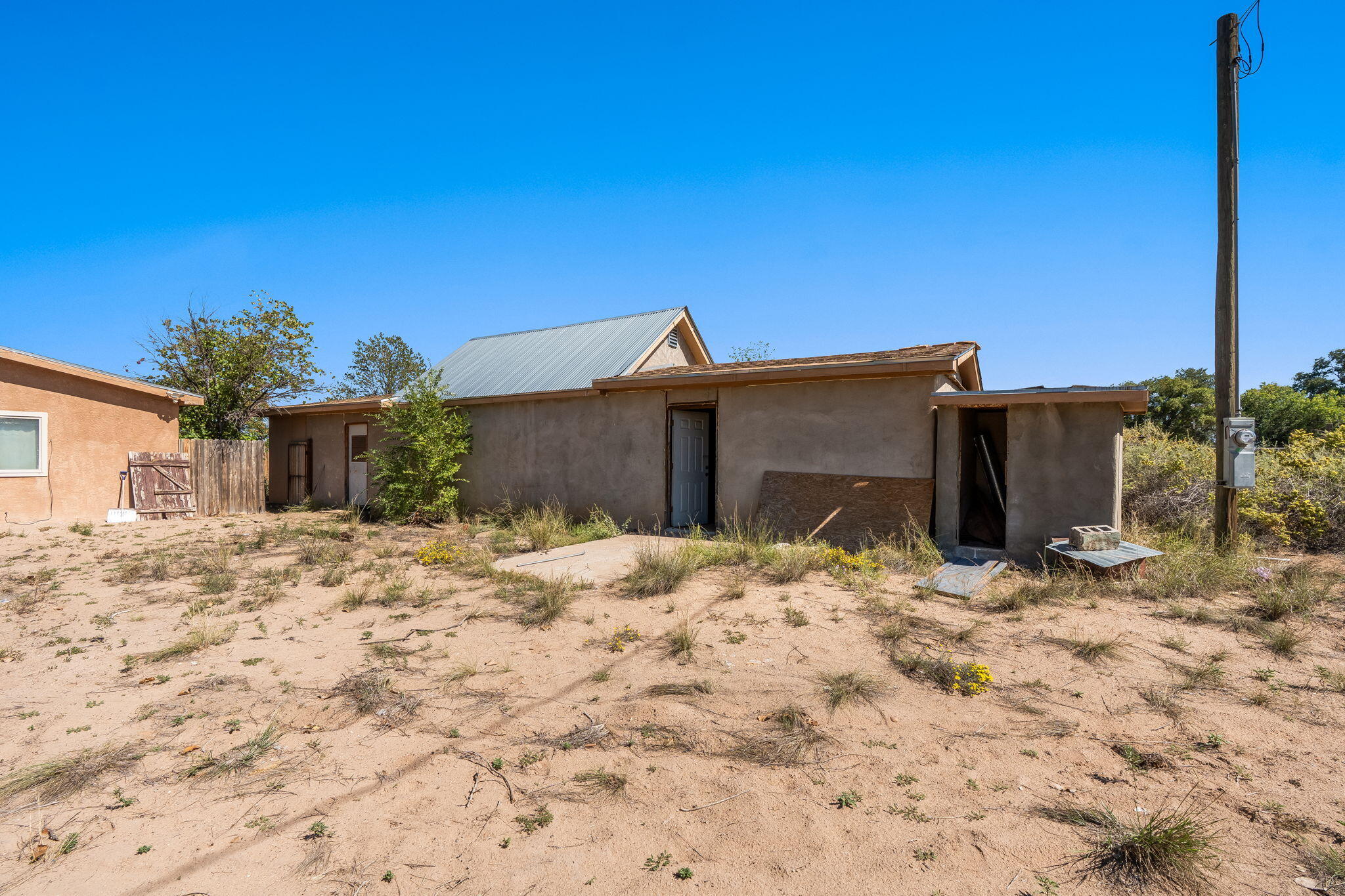 3104 LISA Road SW