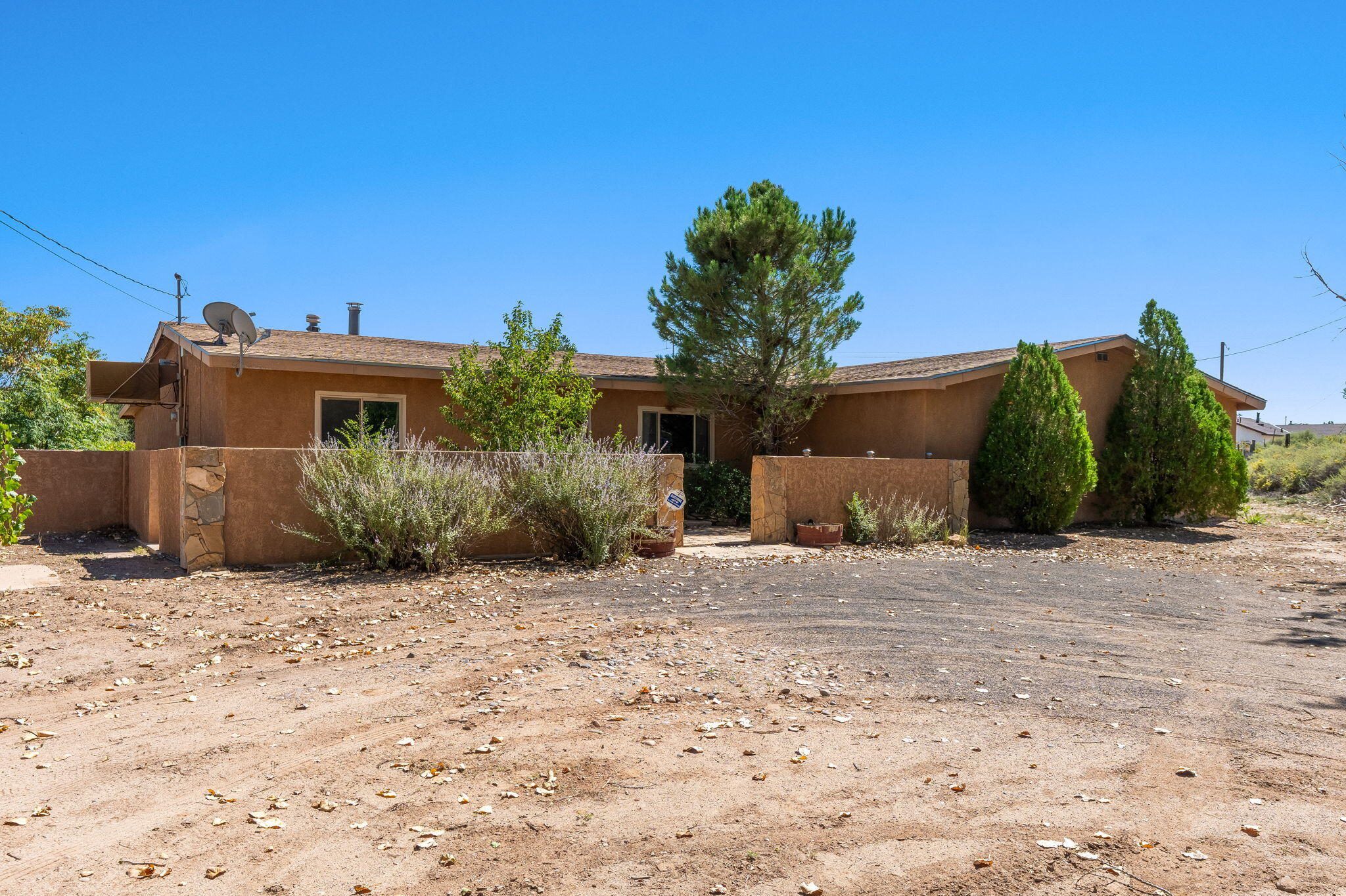 3104 LISA Road SW