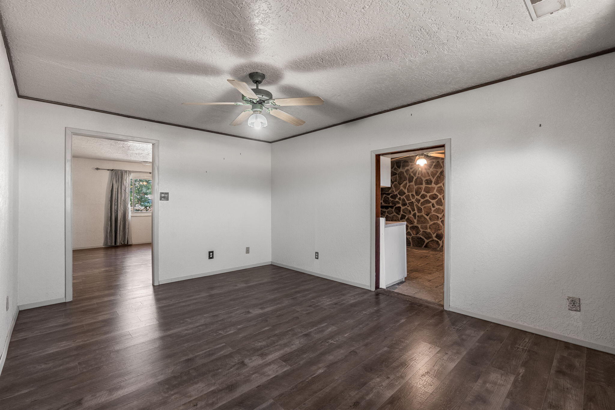 3104 LISA Road SW
