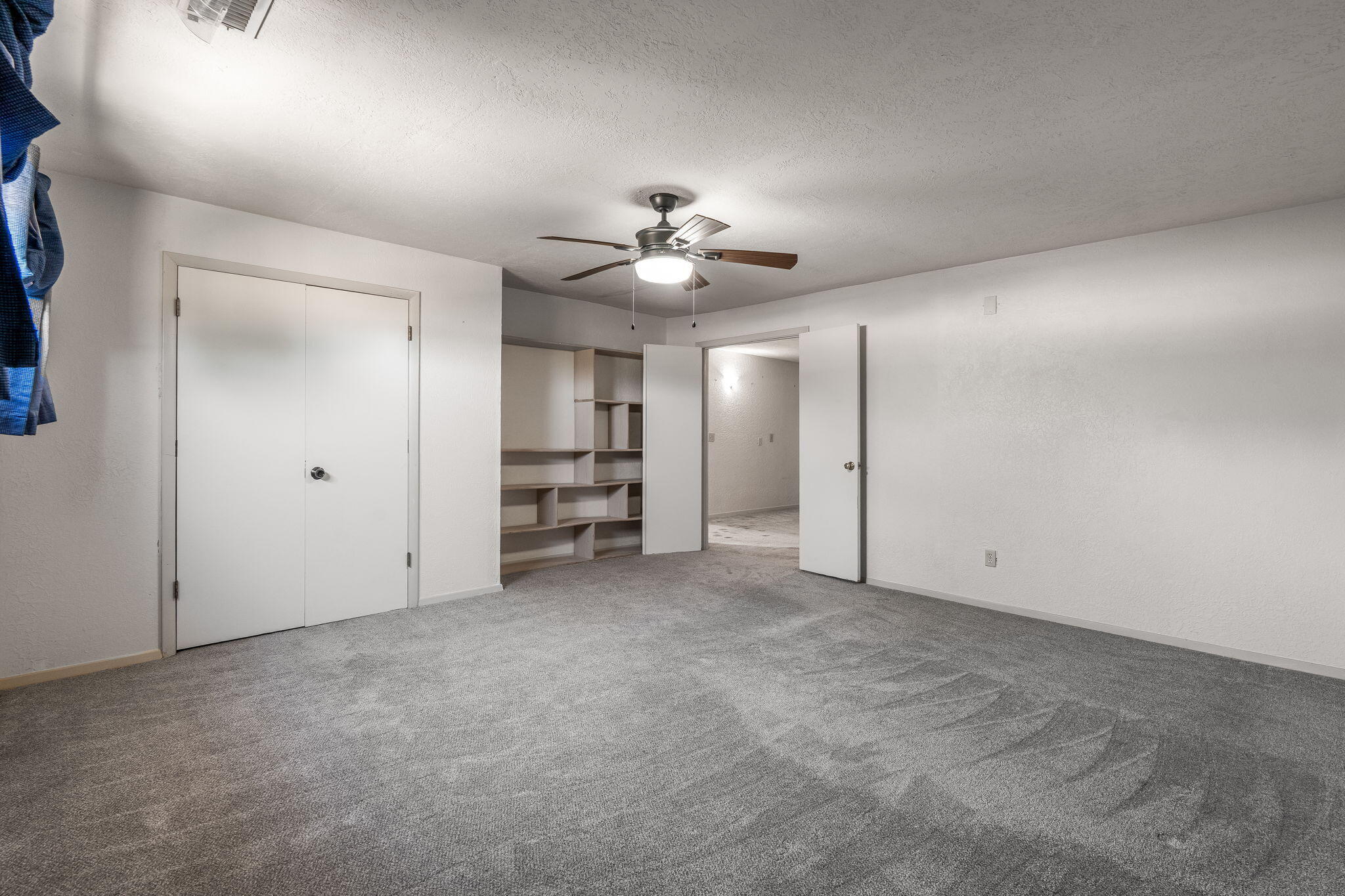 3104 LISA Road SW