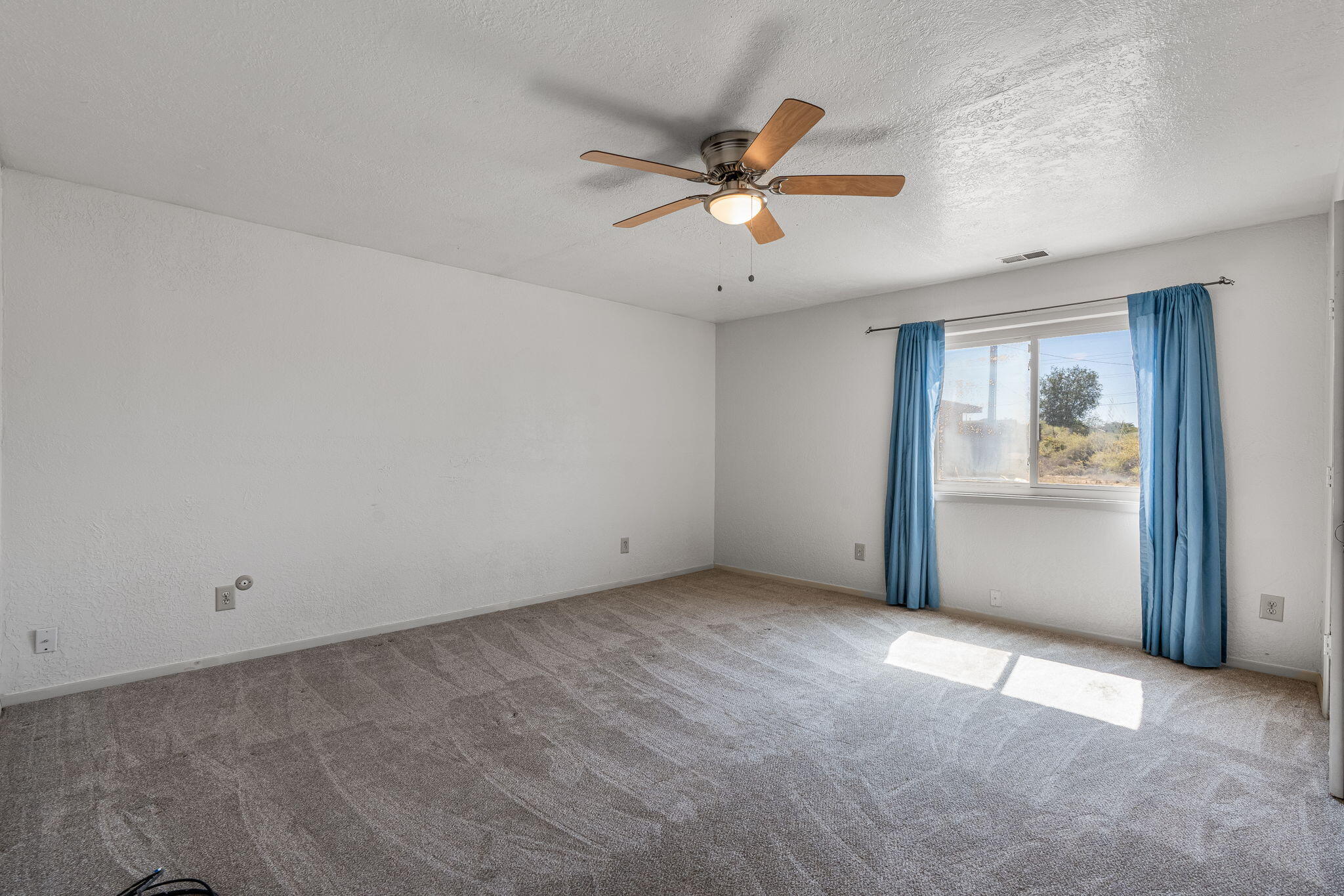 3104 LISA Road SW
