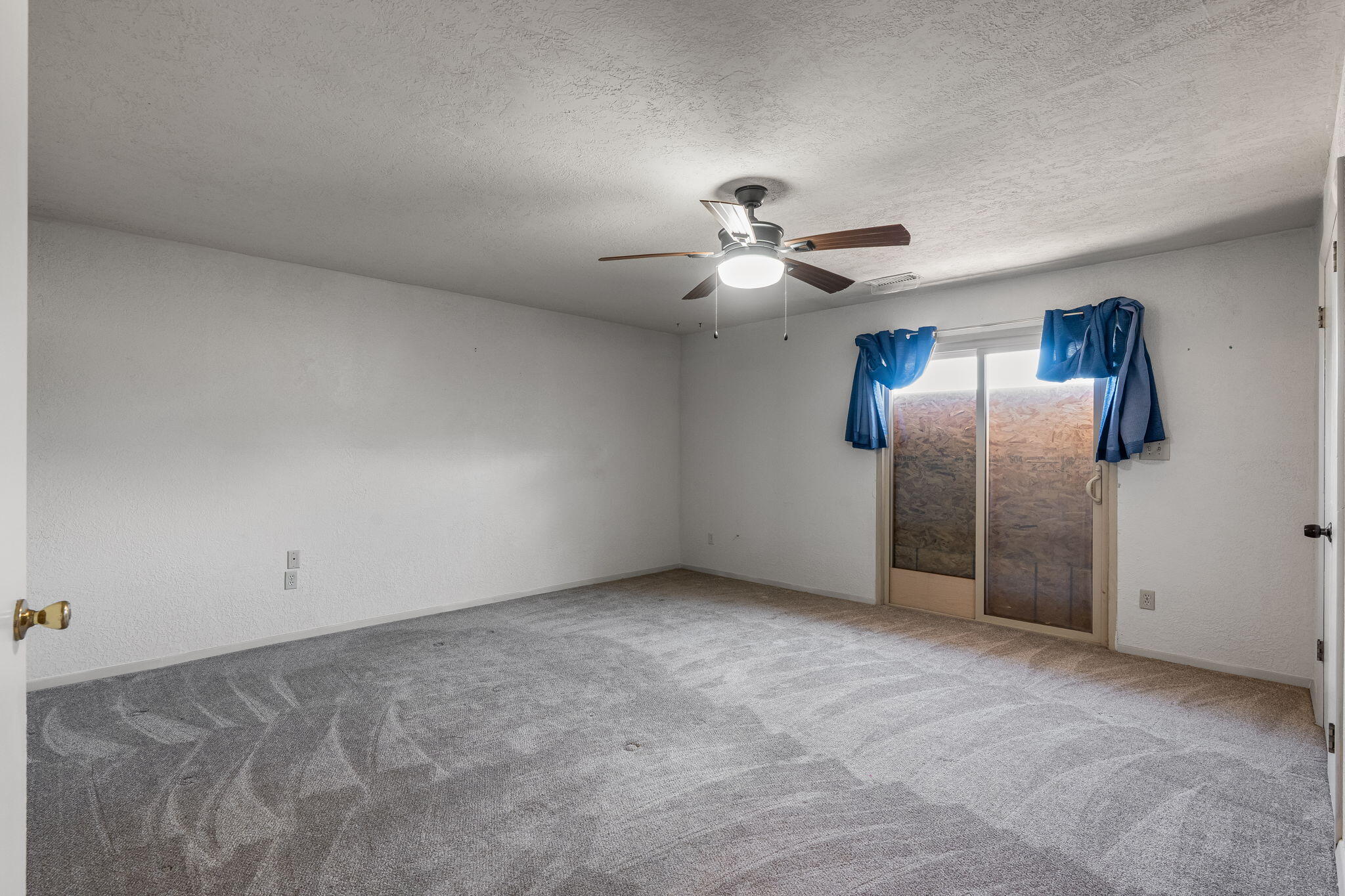 3104 LISA Road SW