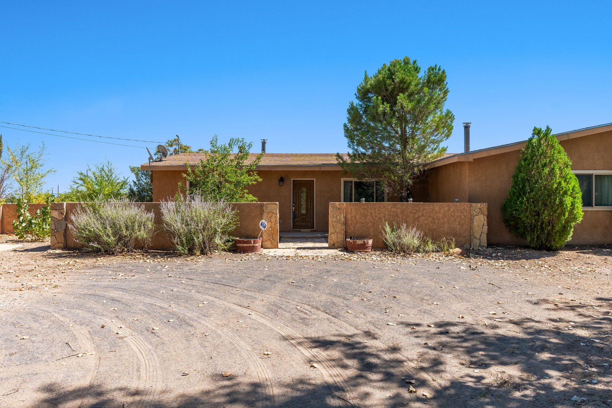 3104 LISA Road SW