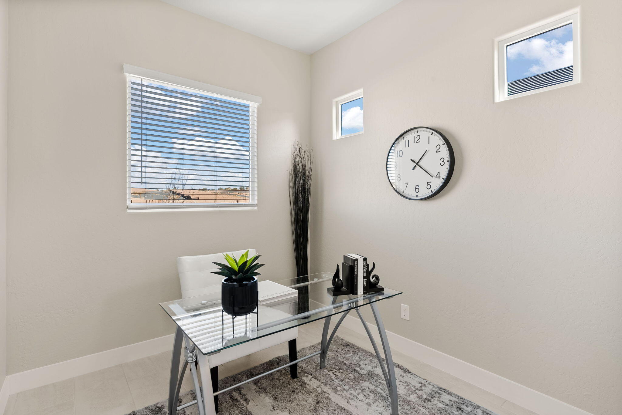 1004 Ontario Place NE