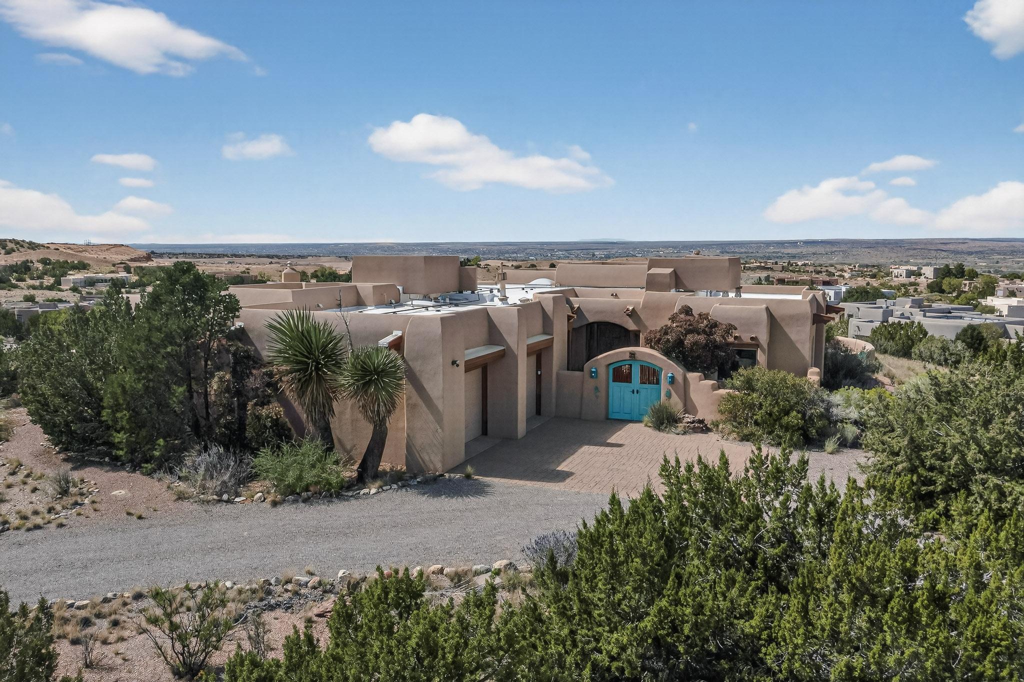 25 FIRST MESA Court