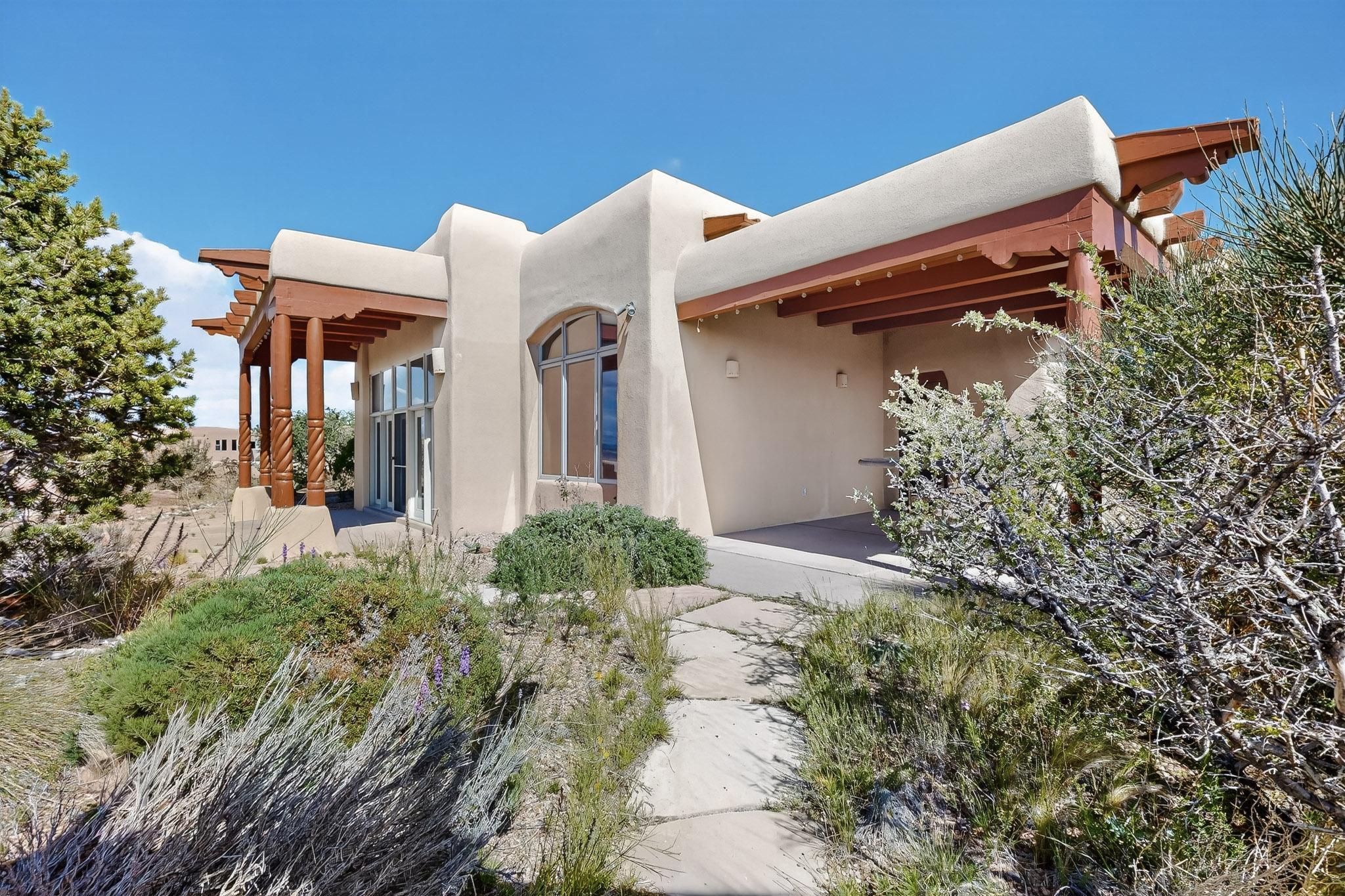 25 FIRST MESA Court