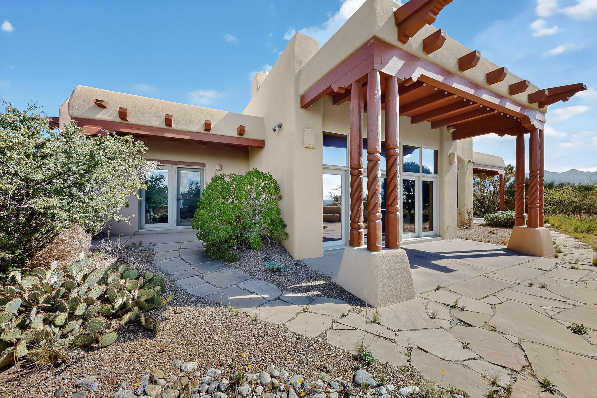 25 FIRST MESA Court