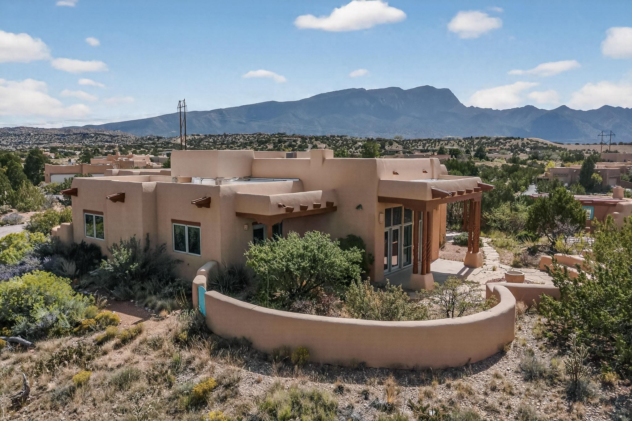 25 FIRST MESA Court