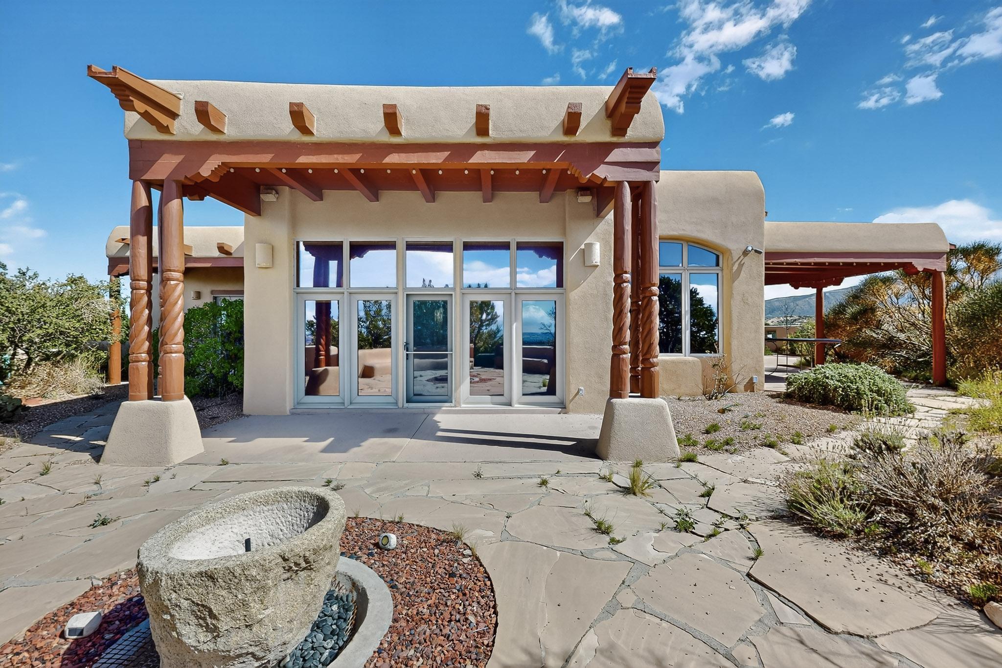 25 FIRST MESA Court