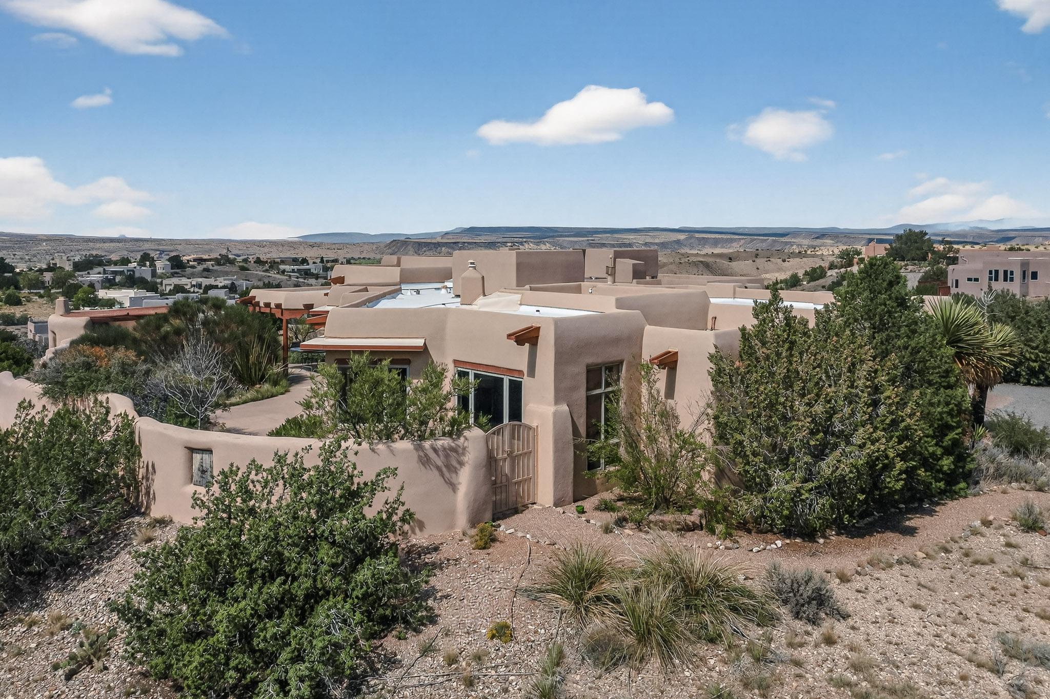 25 FIRST MESA Court