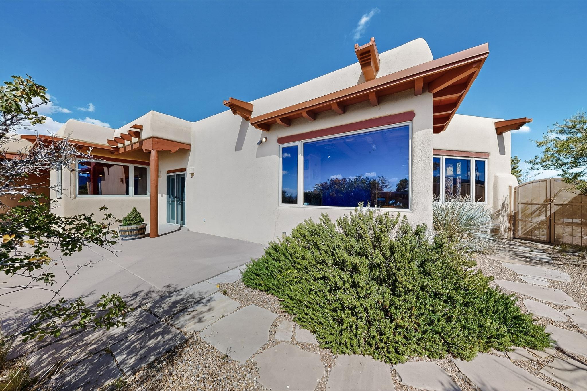 25 FIRST MESA Court