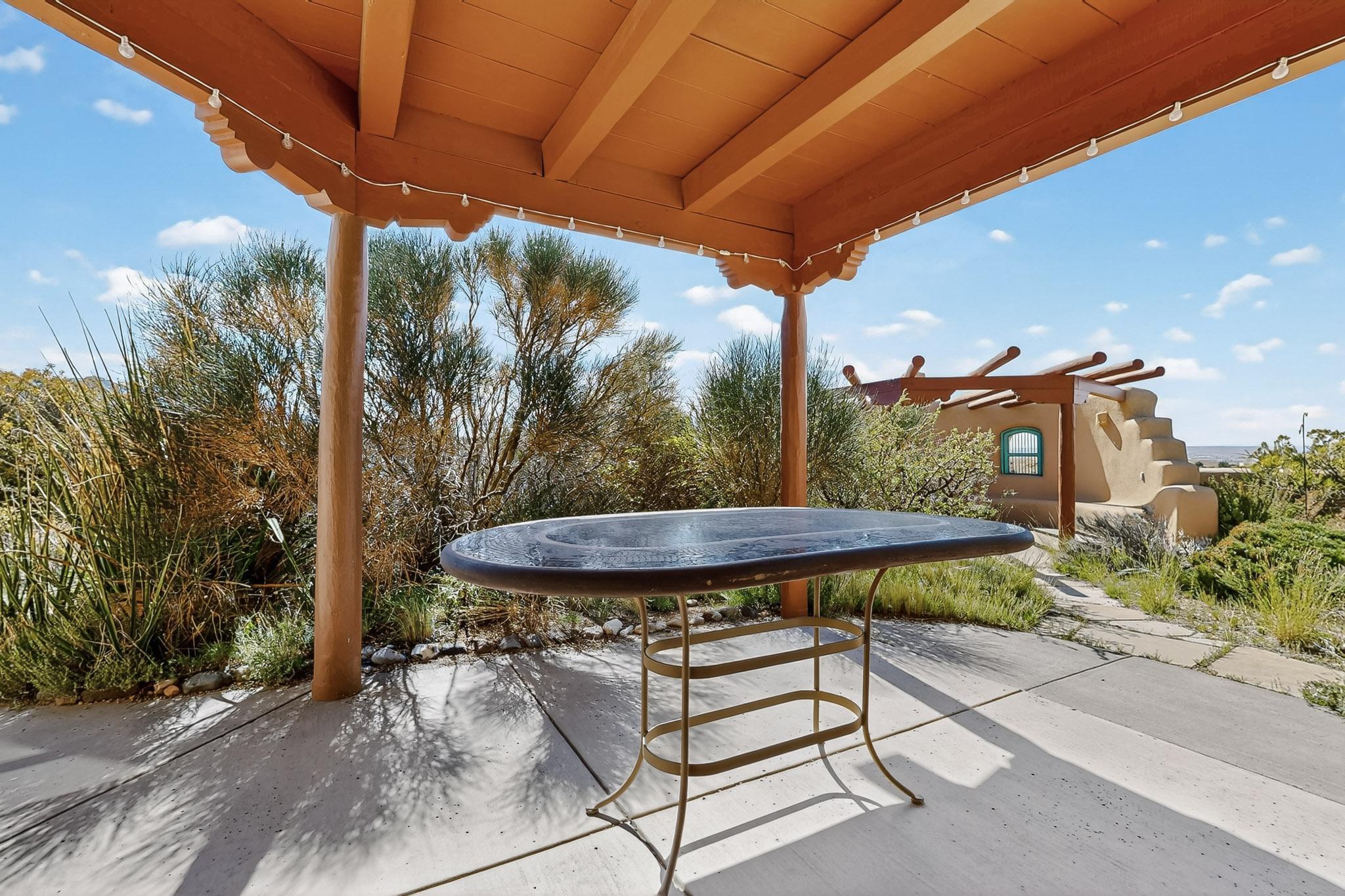 25 FIRST MESA Court
