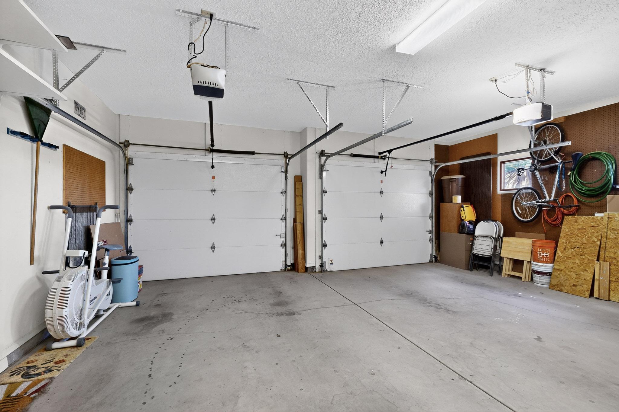25 FIRST MESA Court
