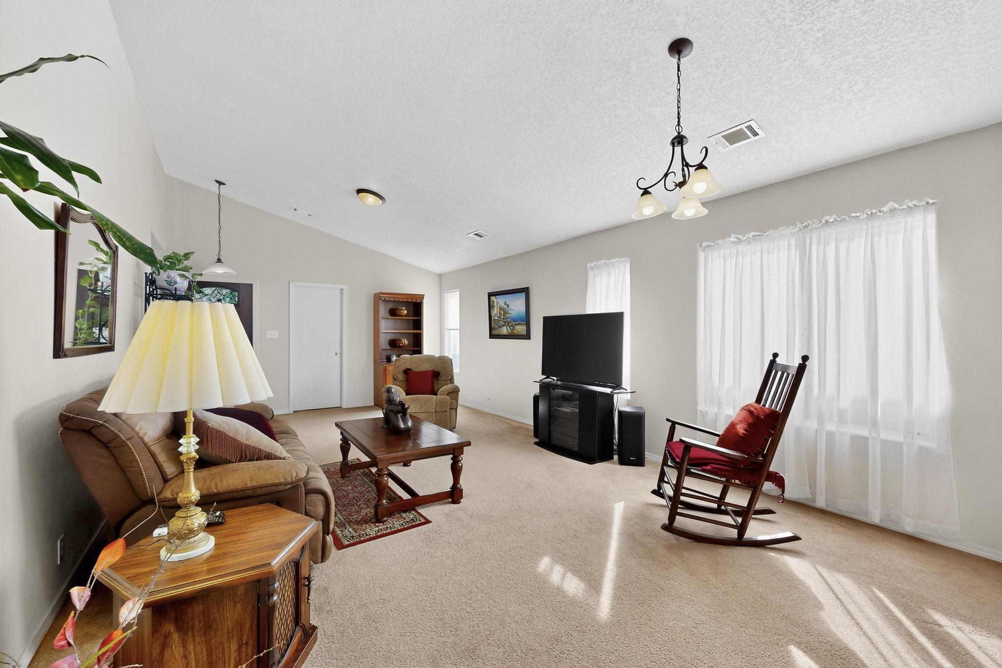 1829 CHICOMA Road NE