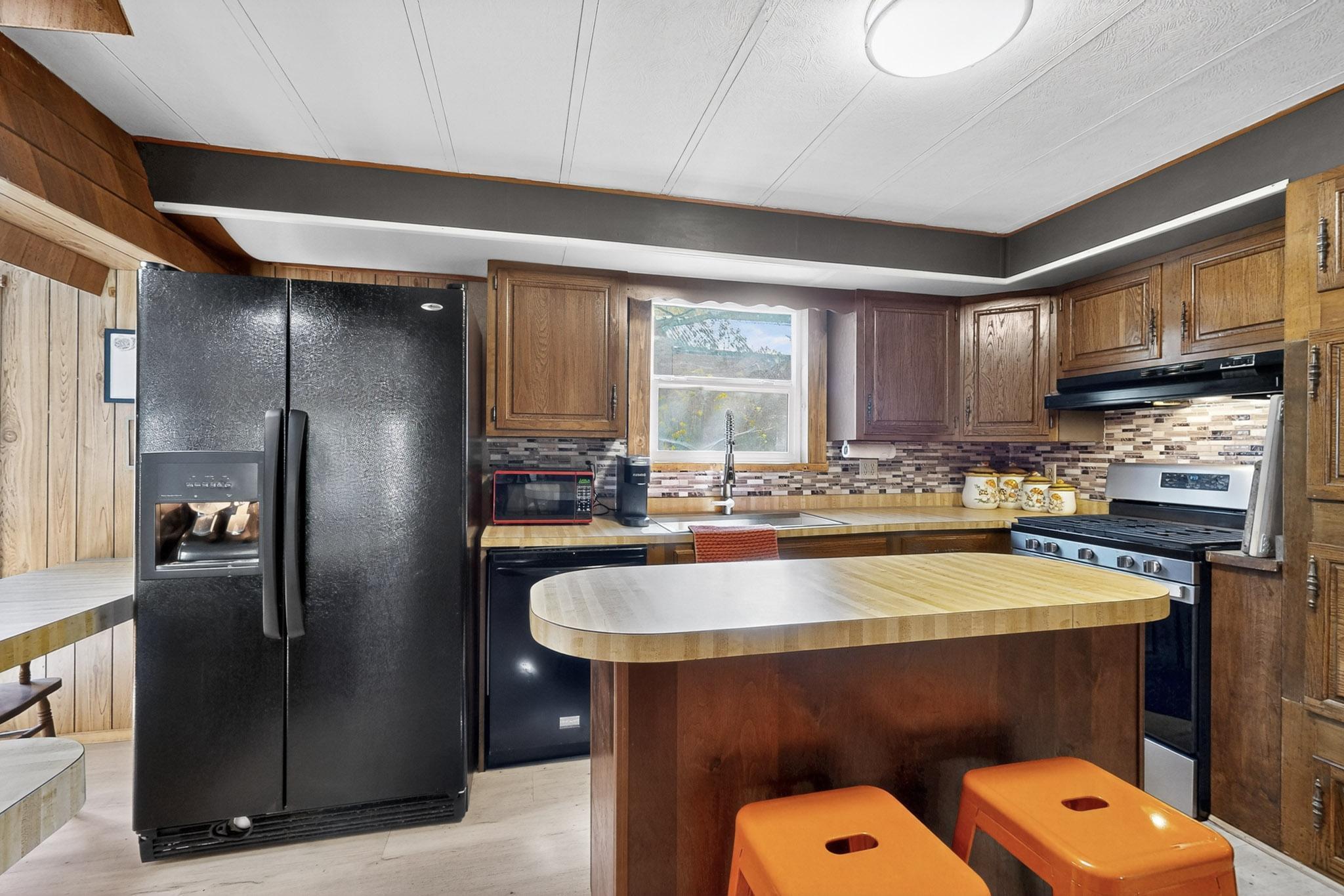 130 STUBBORN PINE Road