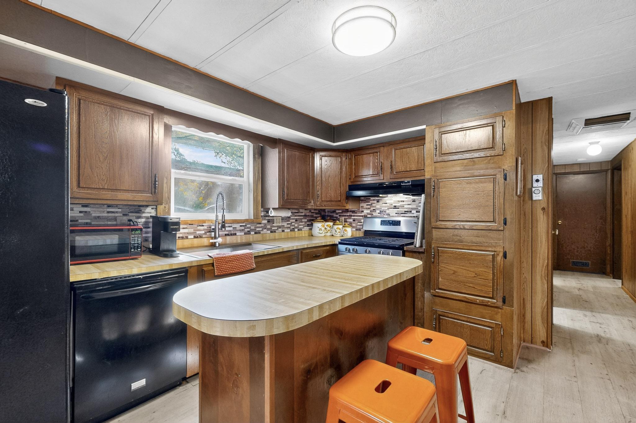 130 STUBBORN PINE Road