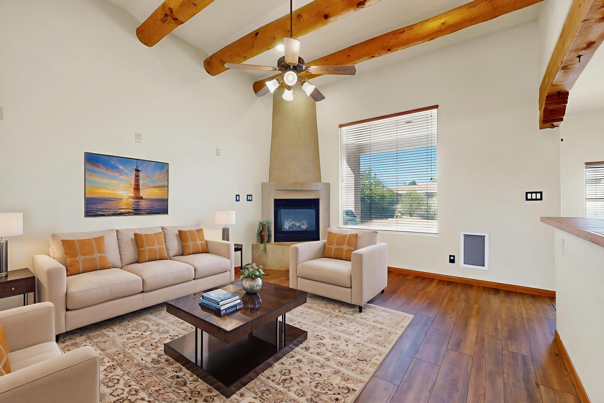 525 MONTERREY Road NE