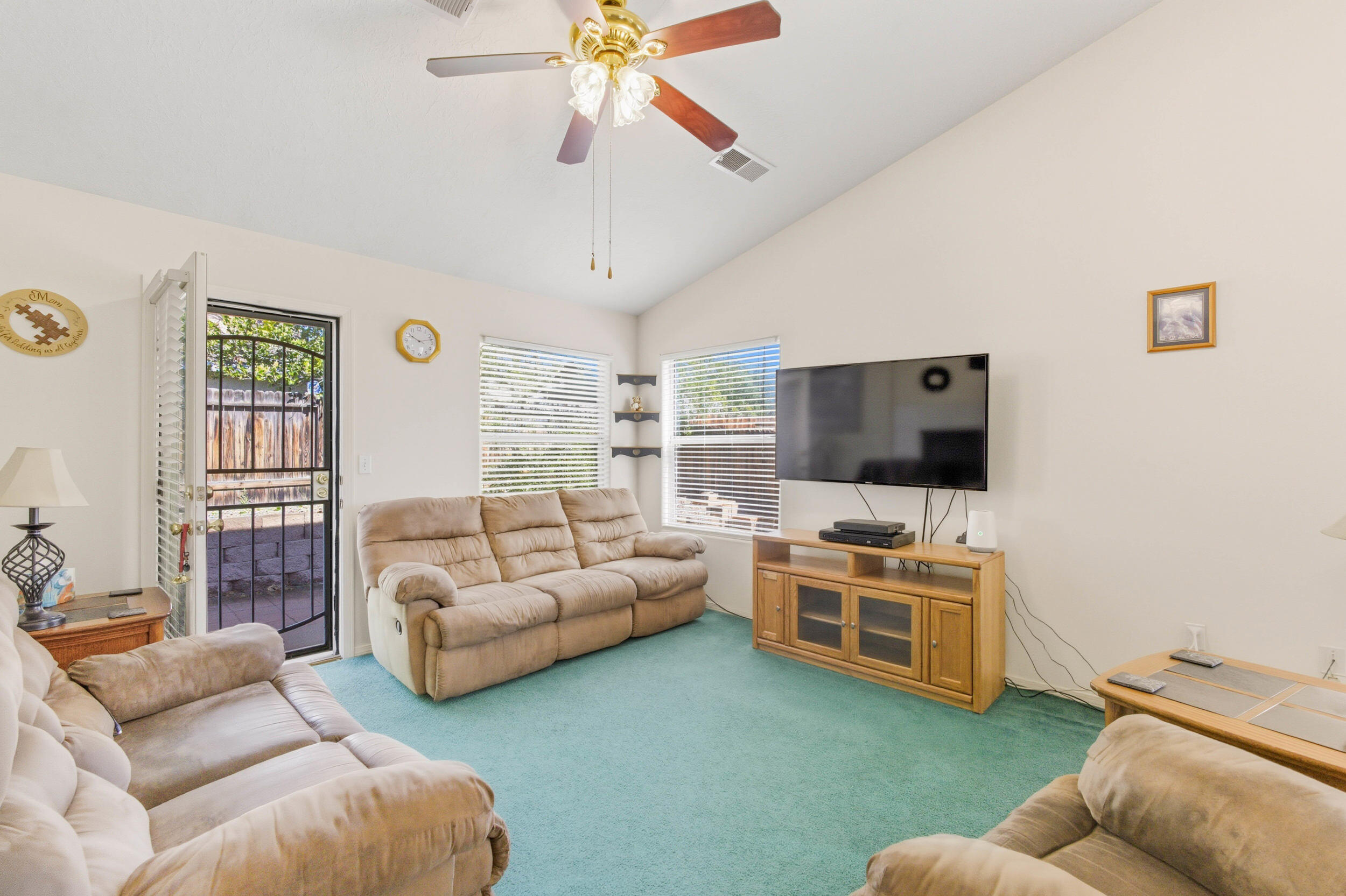 1520 AVENIDA LAS BRISAS NW