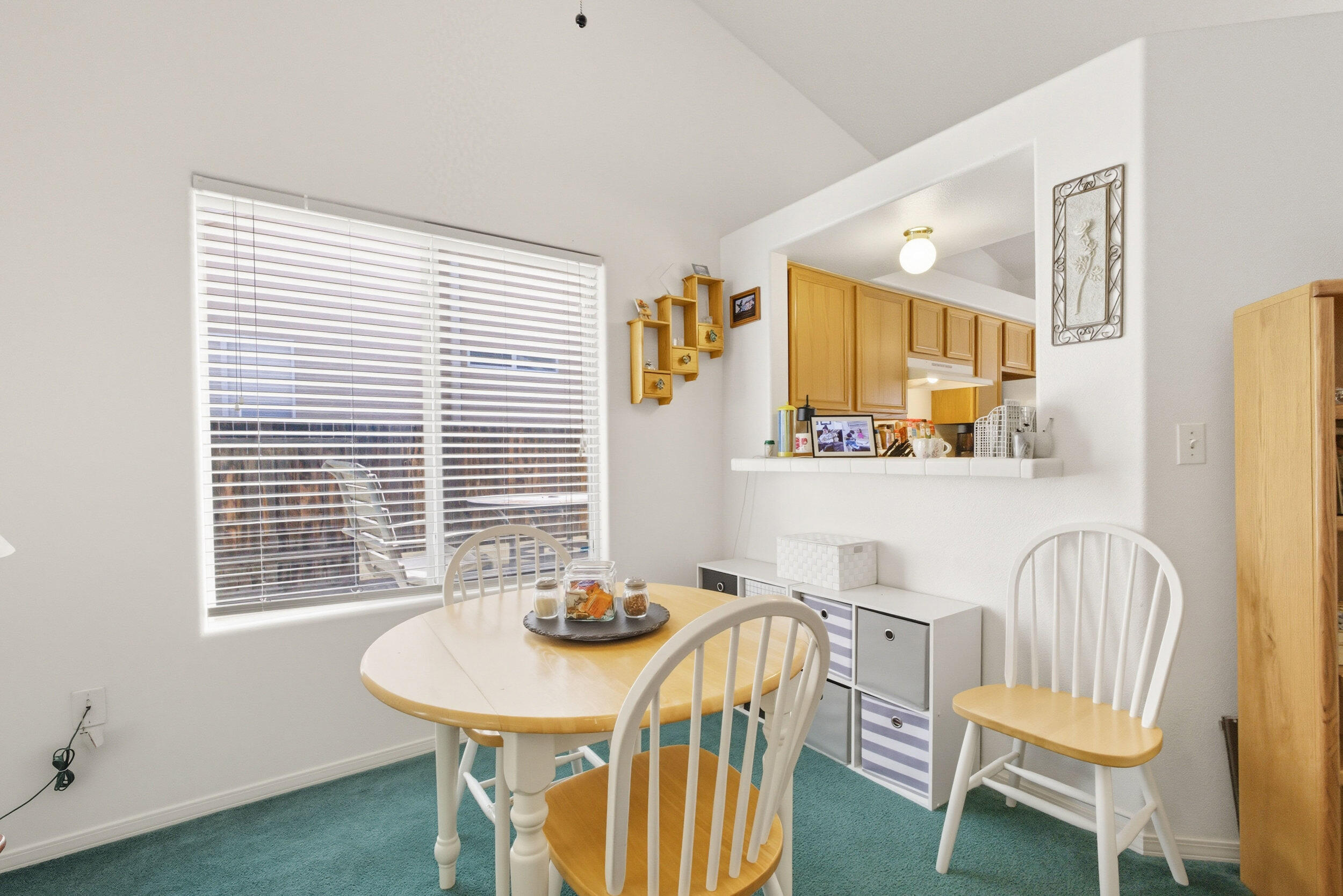 1520 AVENIDA LAS BRISAS NW