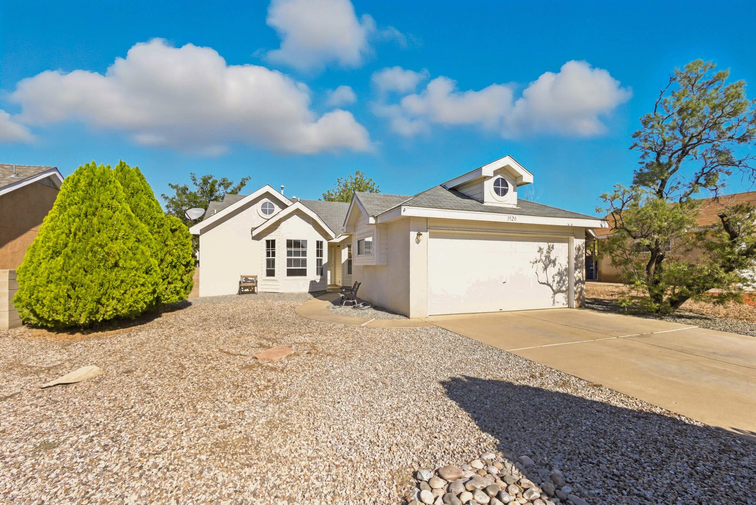 1520 AVENIDA LAS BRISAS NW