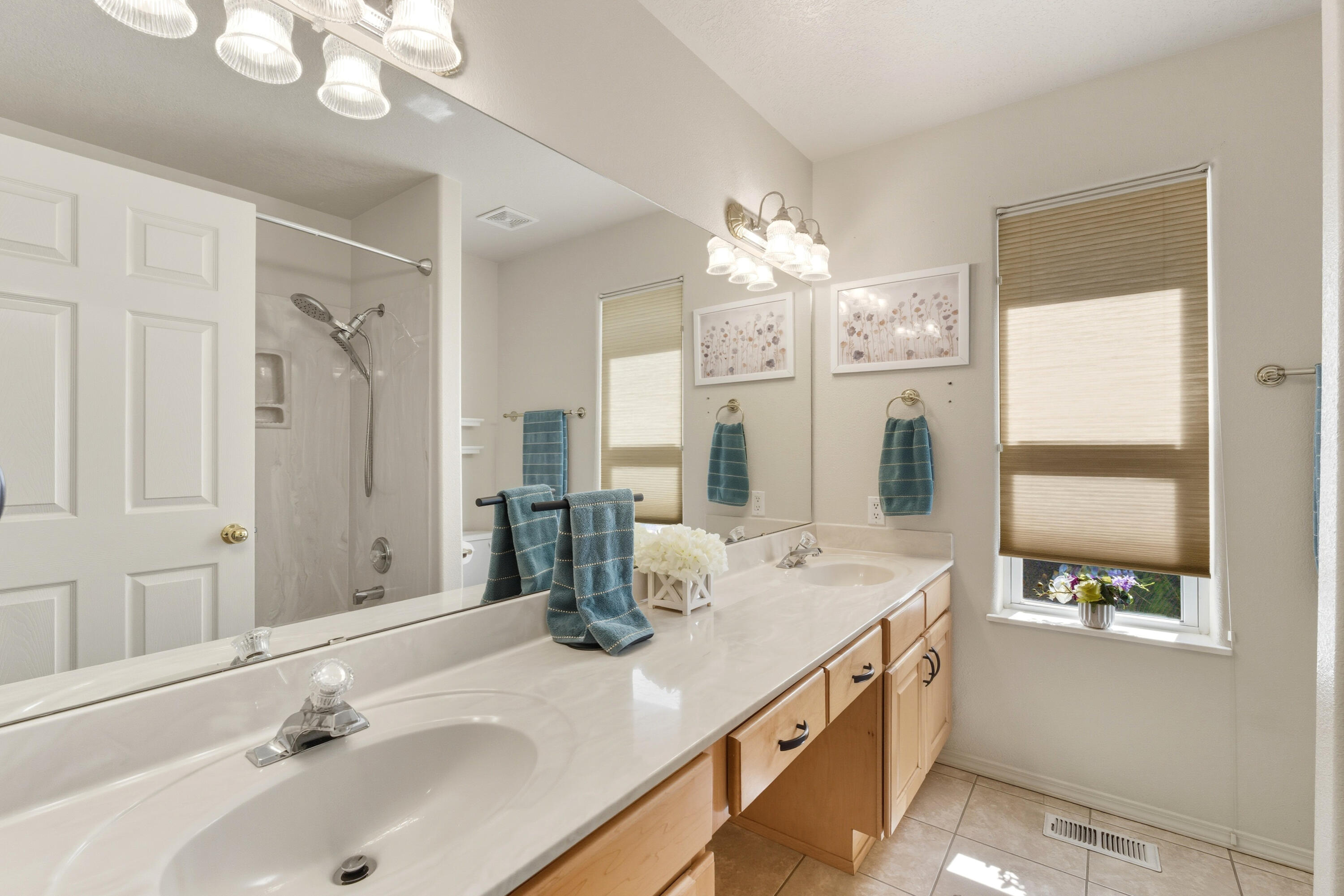 9105 SILVER SAGE Drive NE