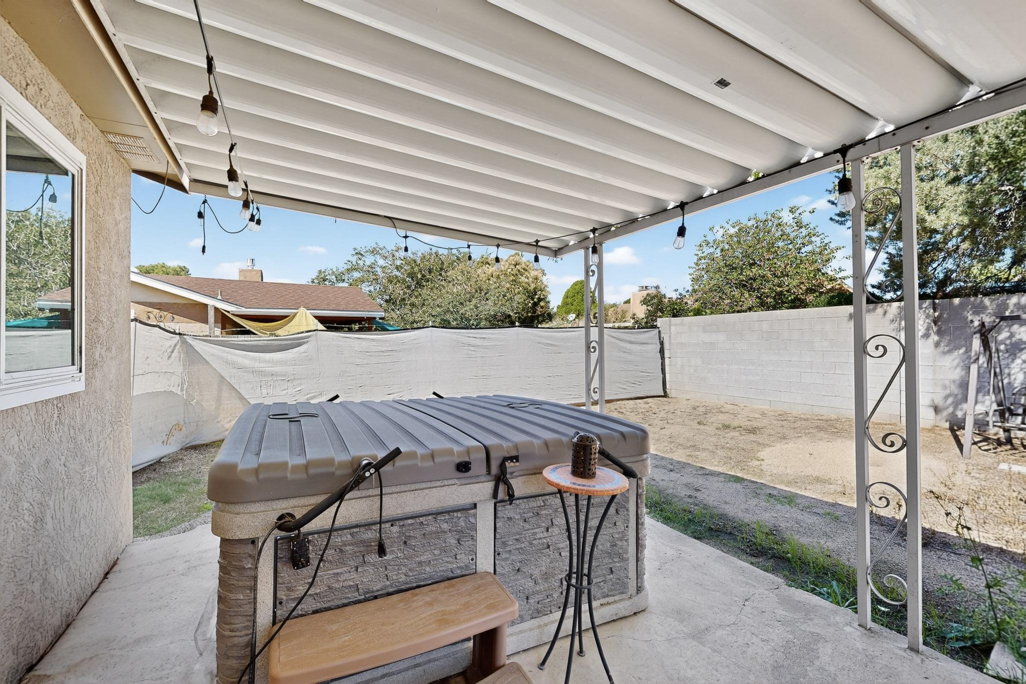 7101 WELTON Drive NE