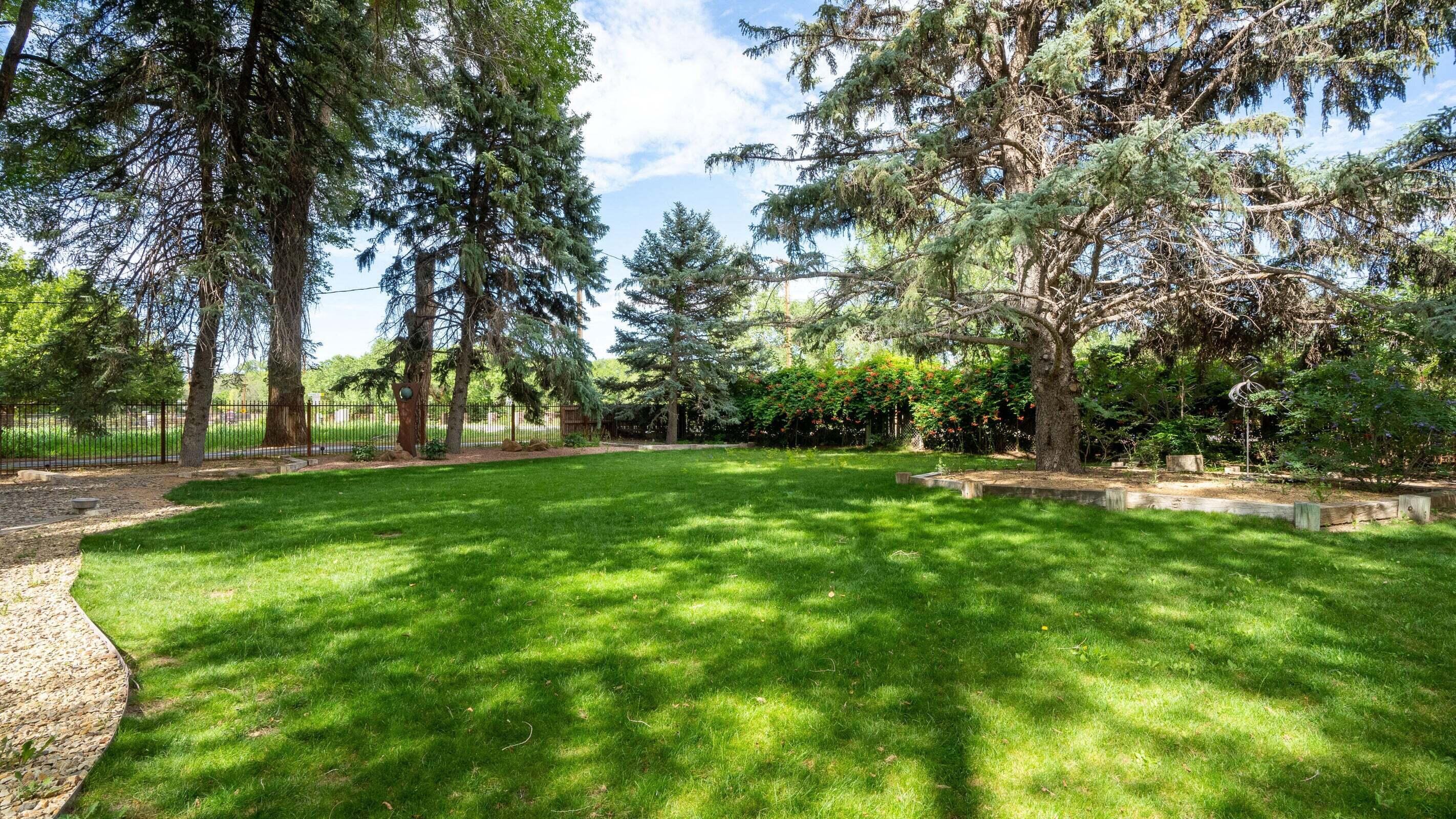 7622 RIO GRANDE Boulevard NW