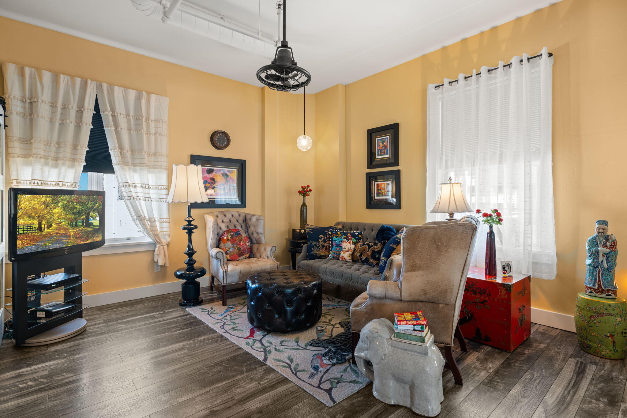 219 CENTRAL Avenue NW 409