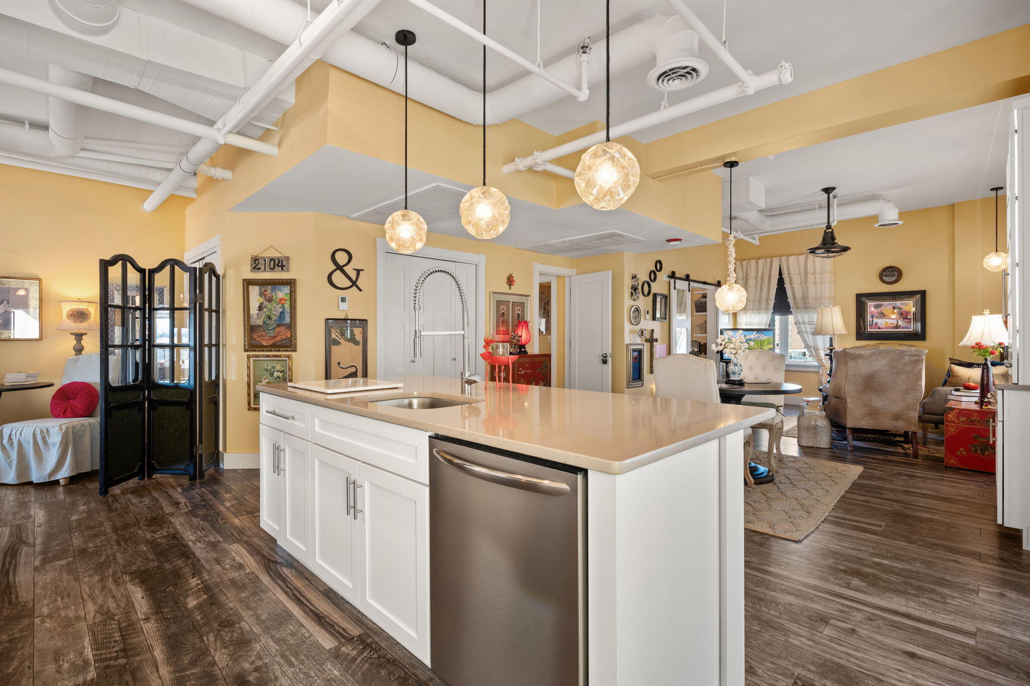 219 CENTRAL Avenue NW 409