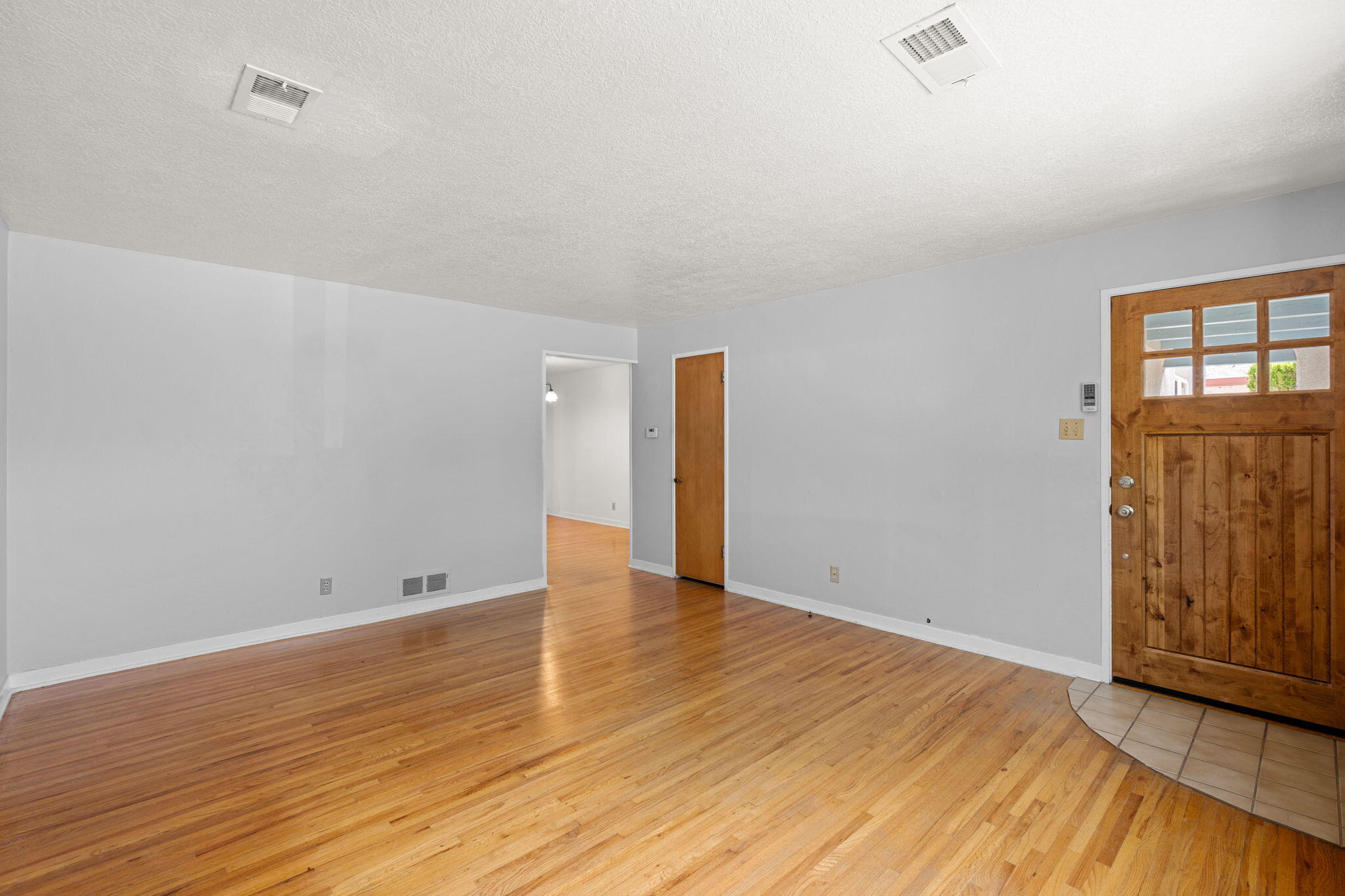 3026 ALISO Drive NE