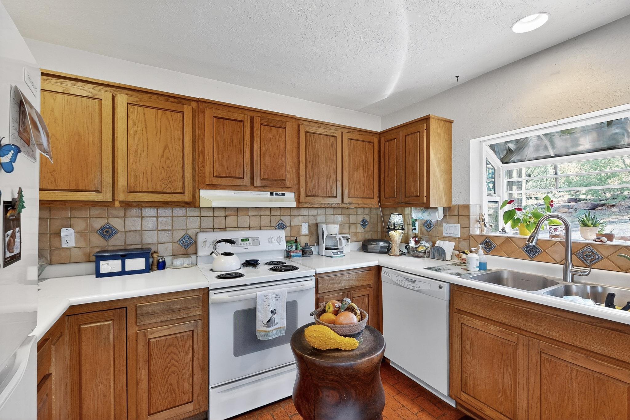 88 JUNIPER HILL Loop
