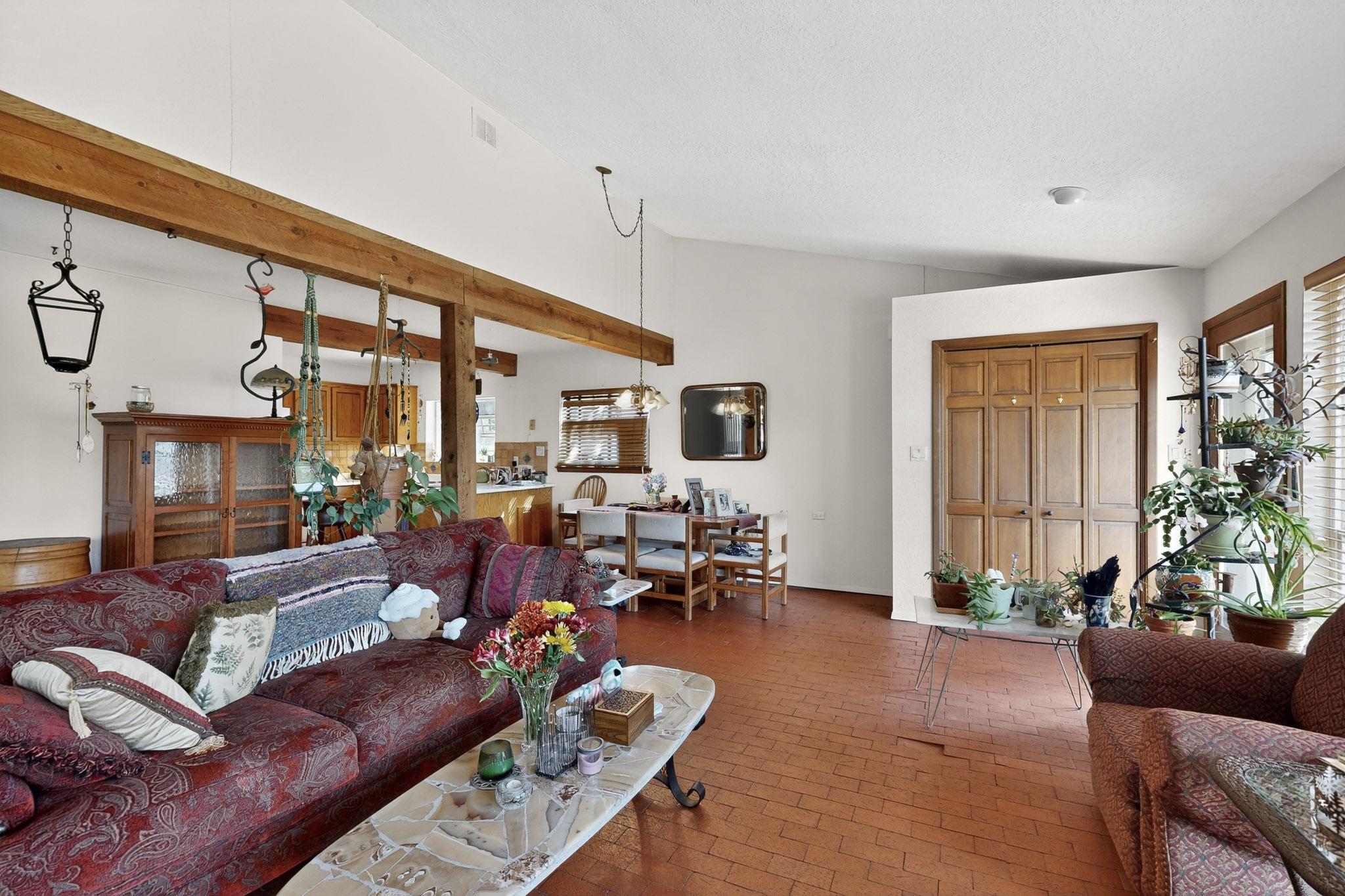 88 JUNIPER HILL Loop