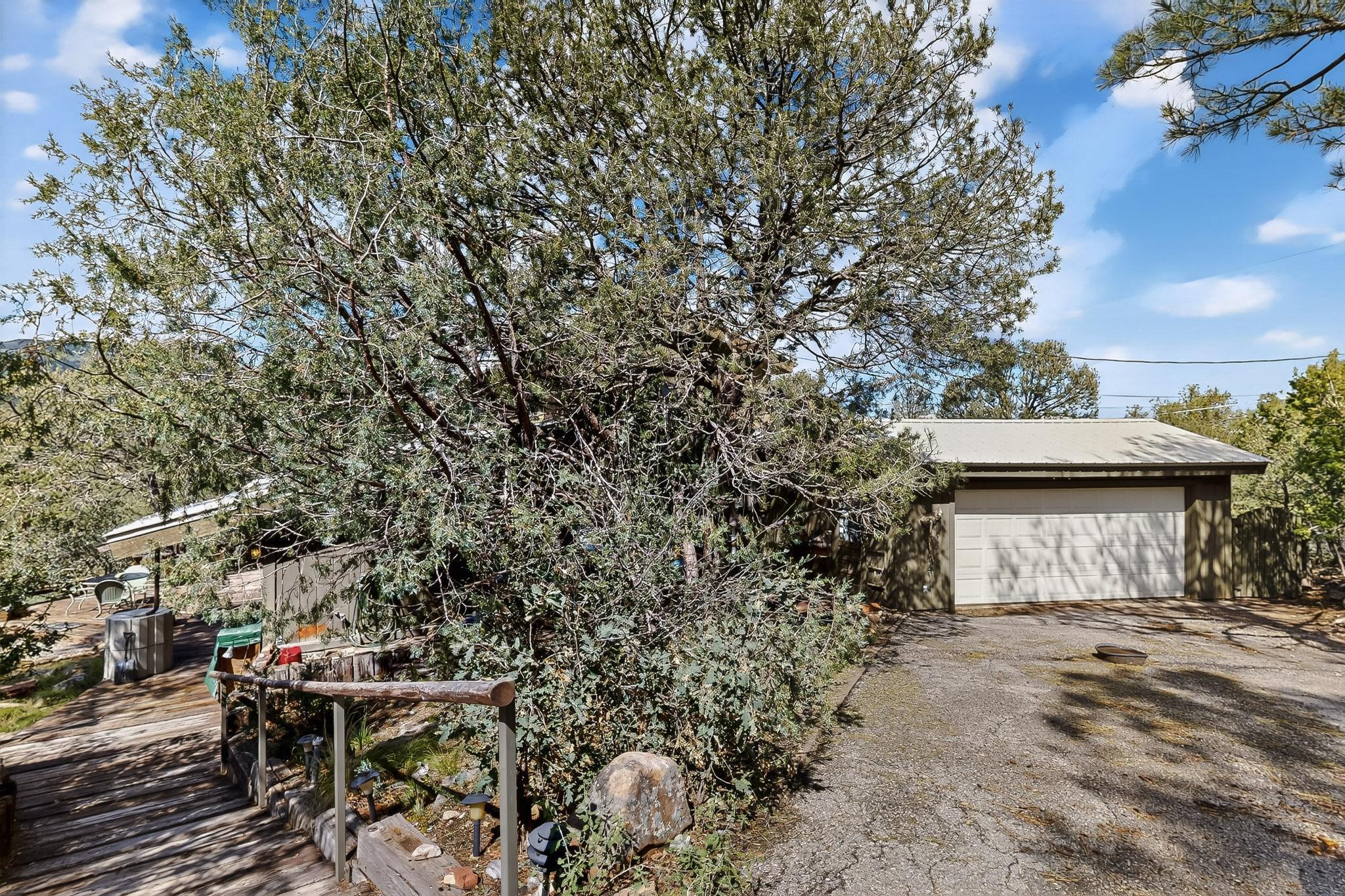 88 JUNIPER HILL Loop