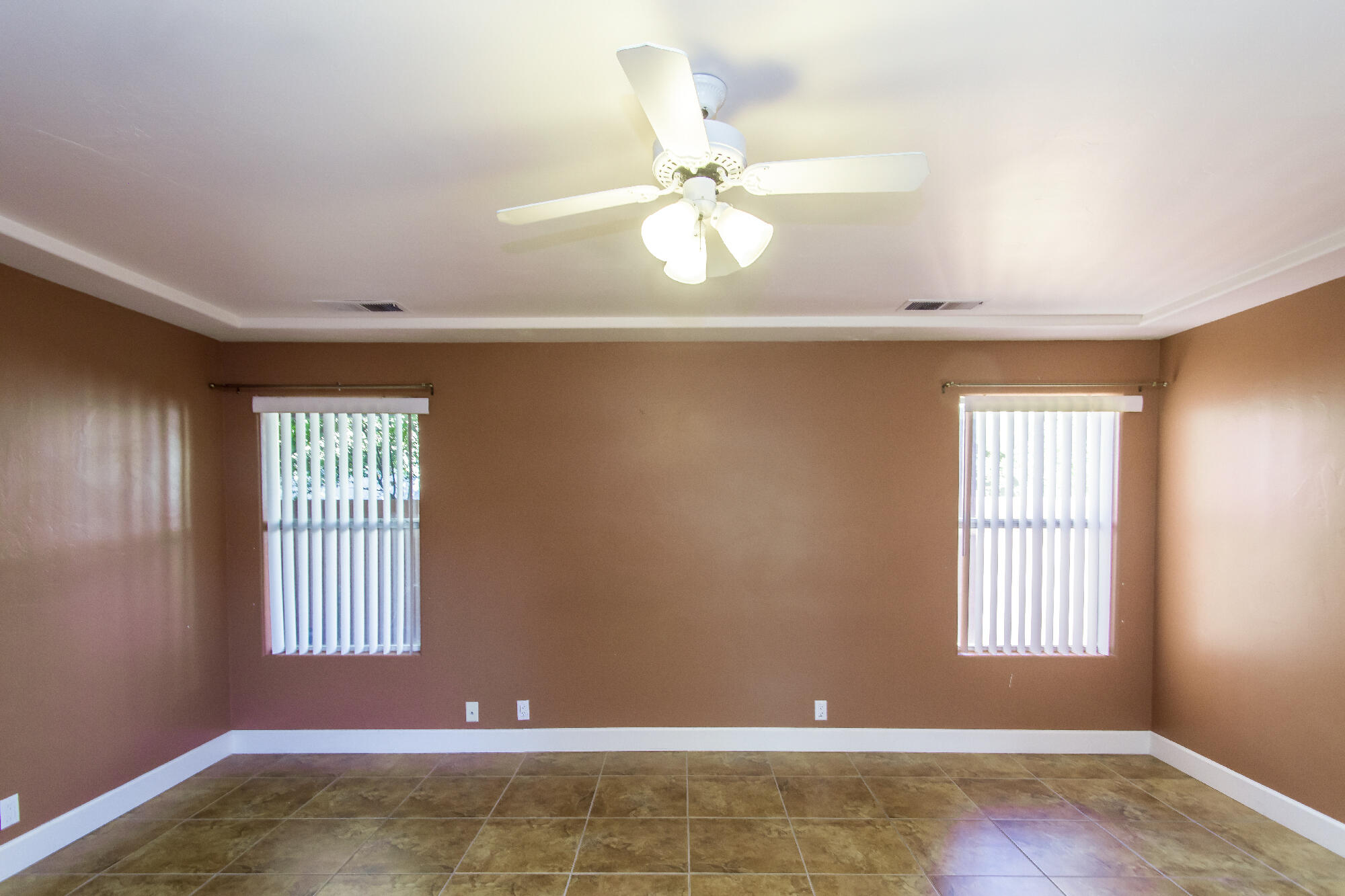 10120 ARROYO CREST Drive NW