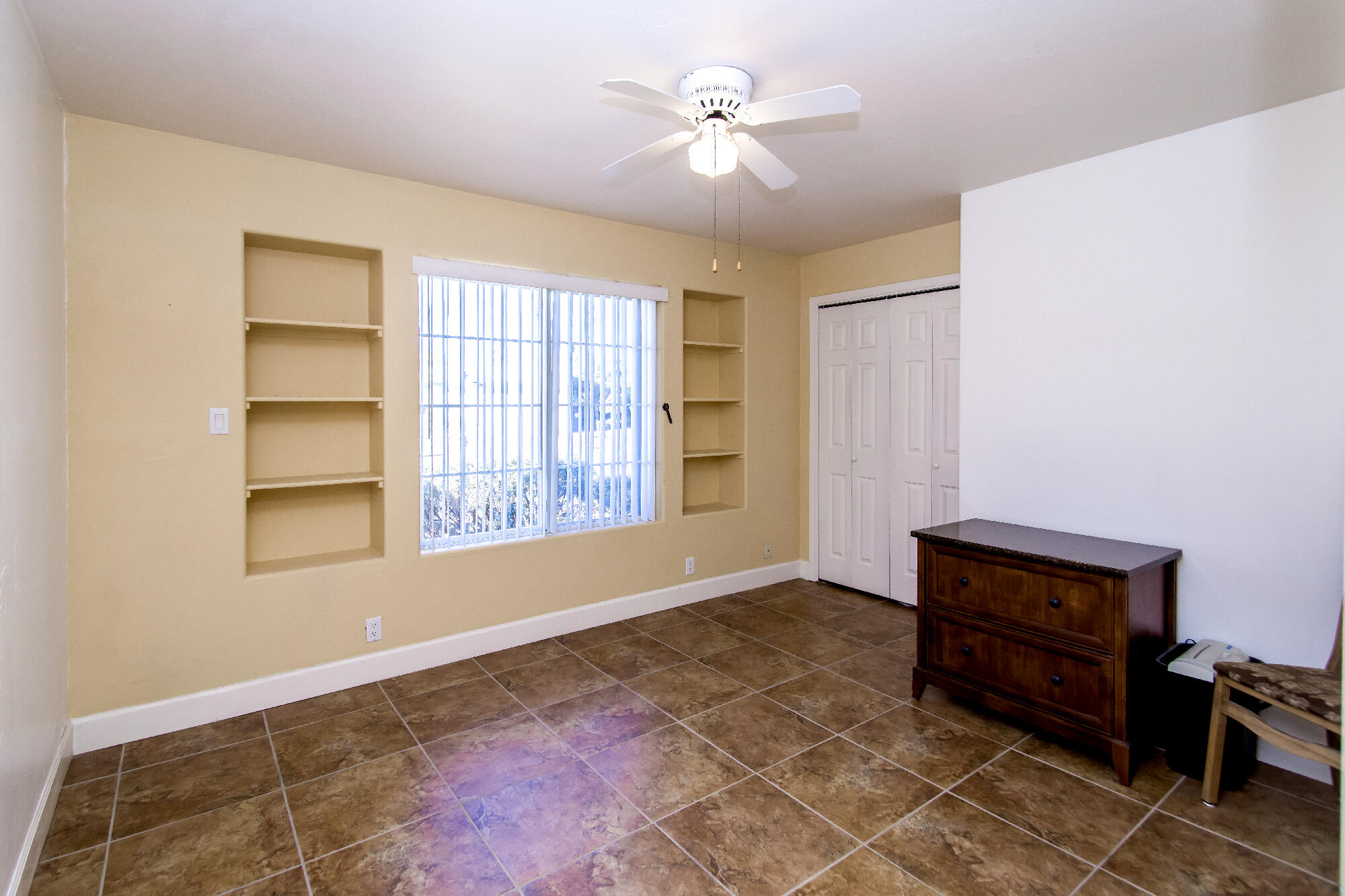 10120 ARROYO CREST Drive NW