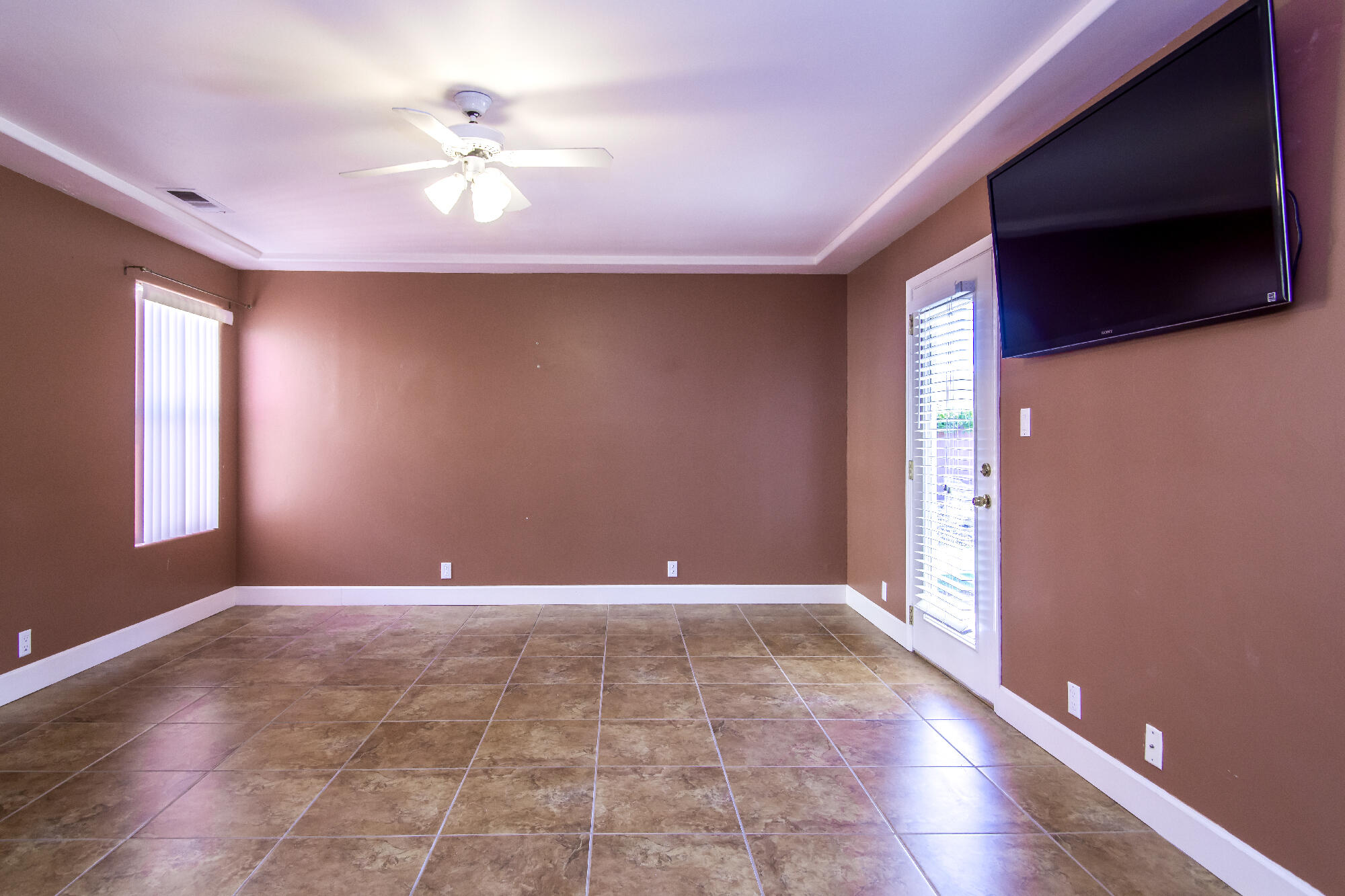 10120 ARROYO CREST Drive NW