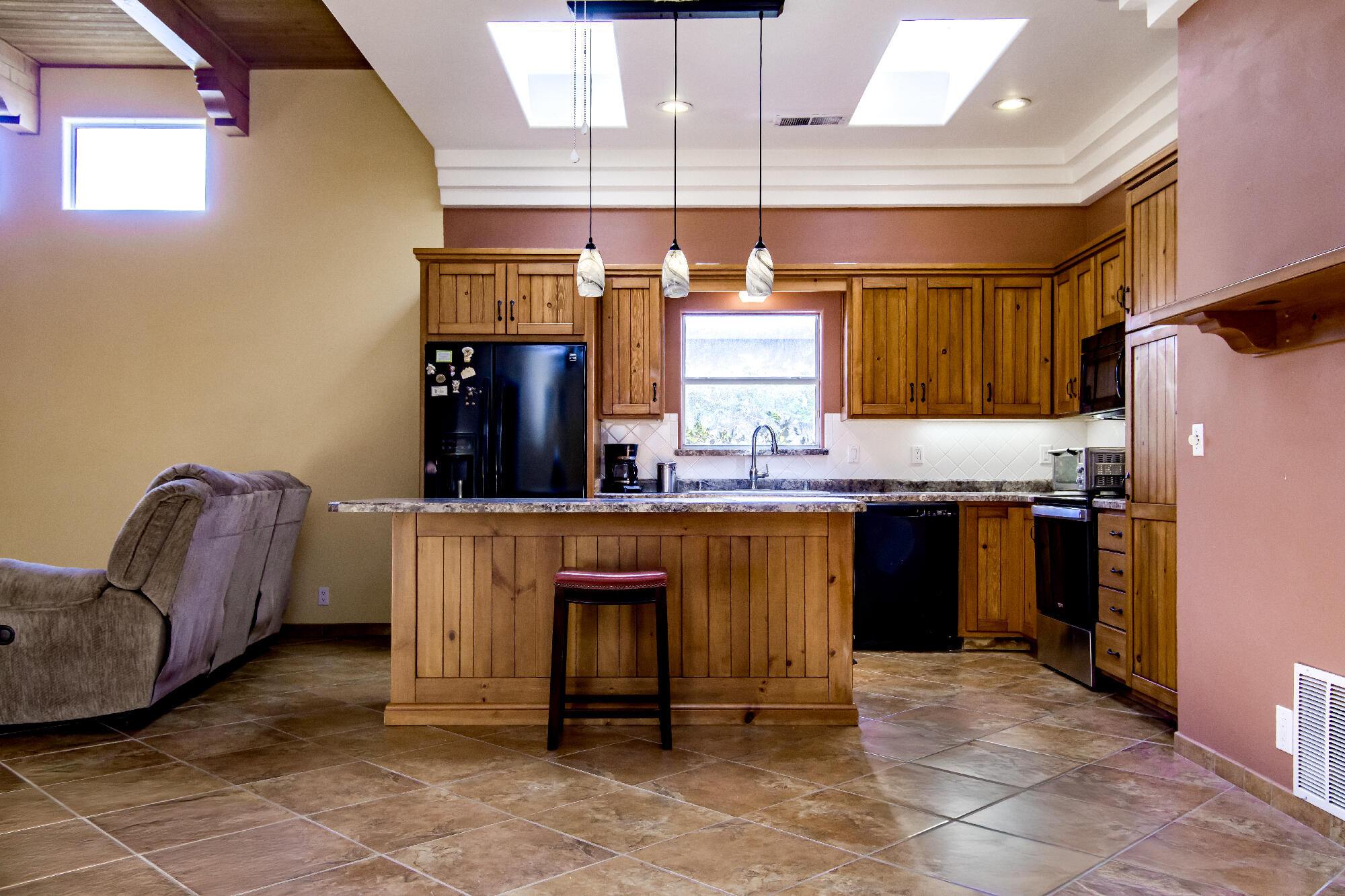 10120 ARROYO CREST Drive NW