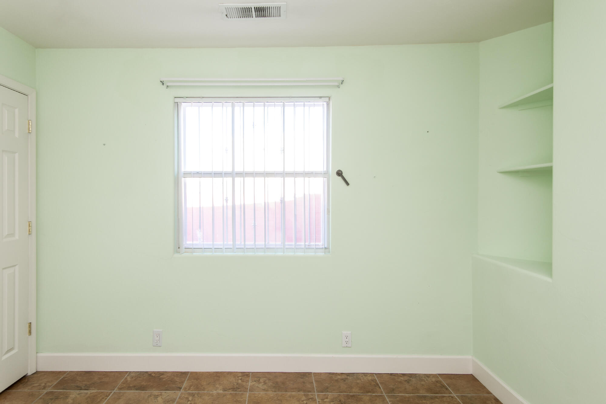 10120 ARROYO CREST Drive NW