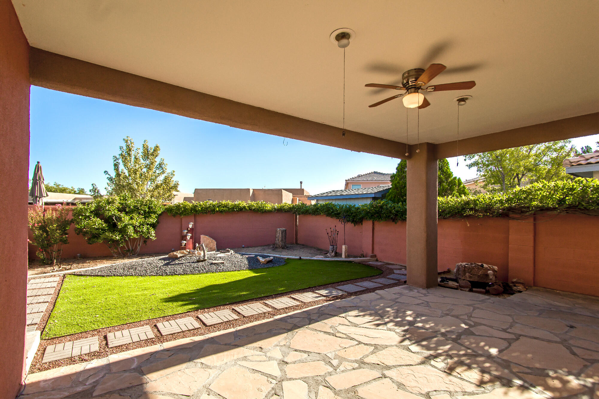 10120 ARROYO CREST Drive NW