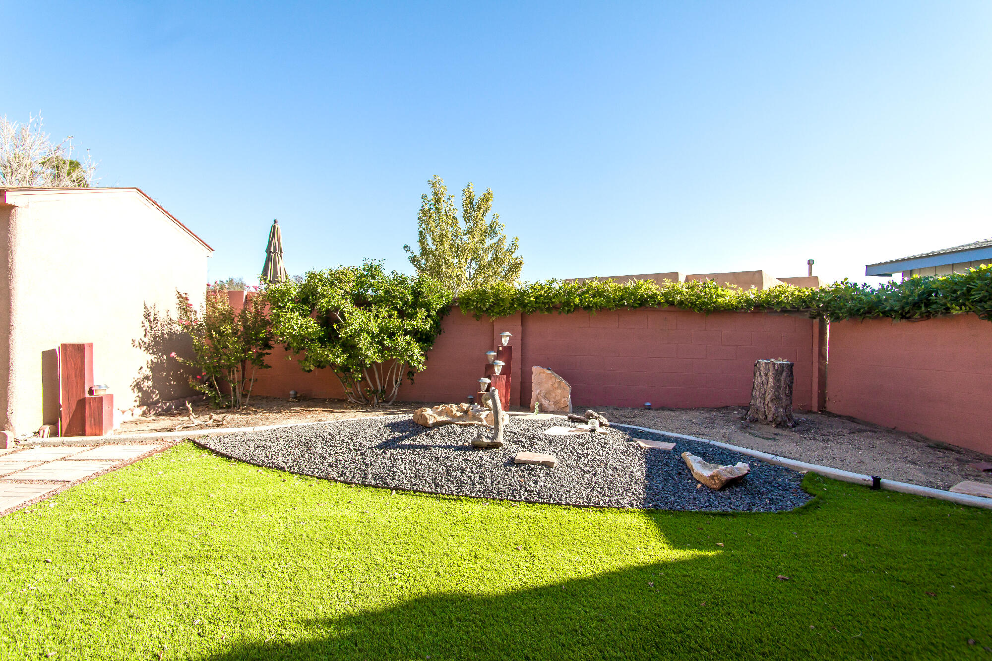 10120 ARROYO CREST Drive NW