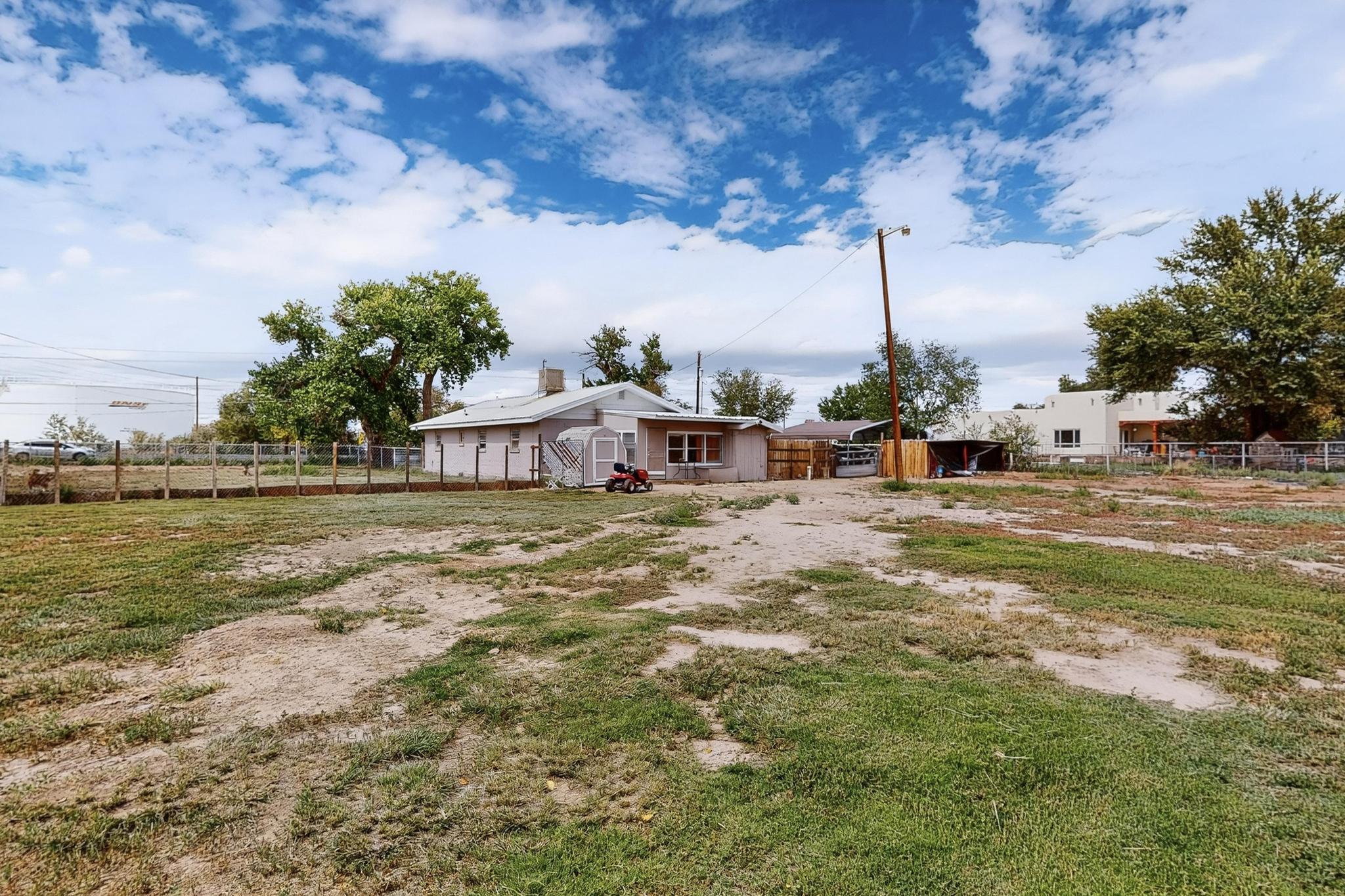 707 JARALES Road