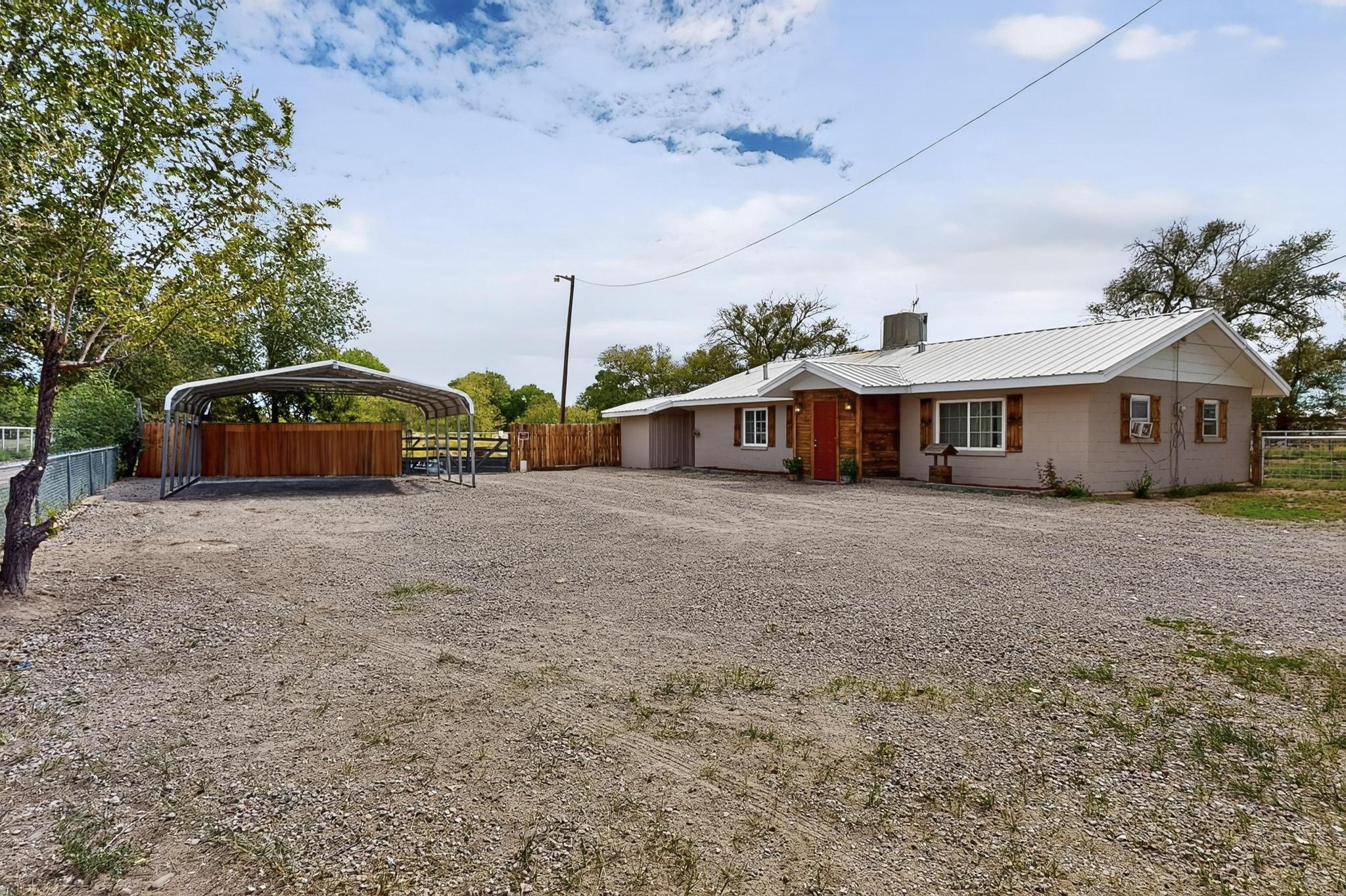 707 JARALES Road