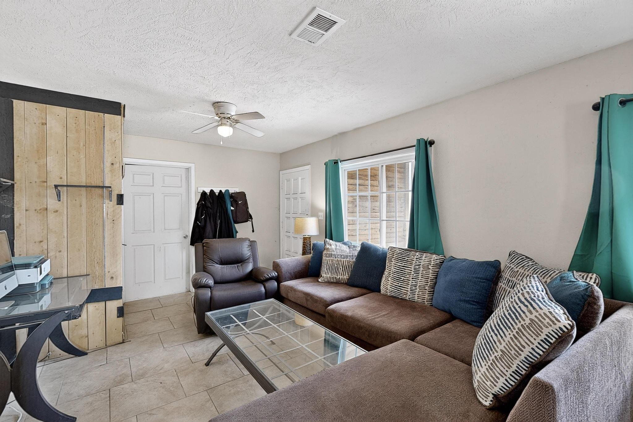 707 JARALES Road