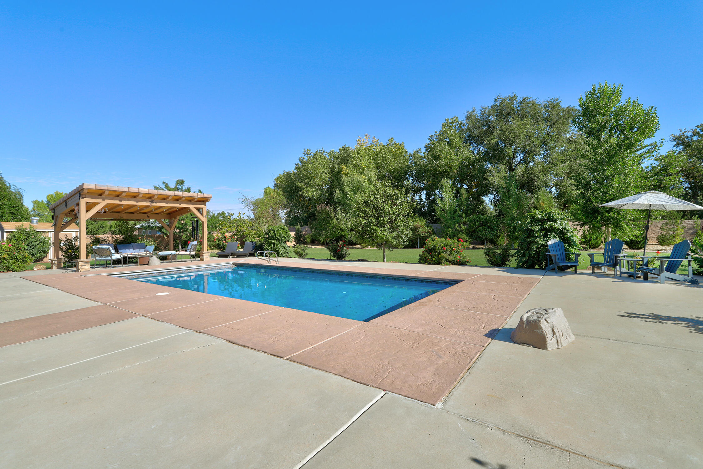 509 ROHAN Road NW